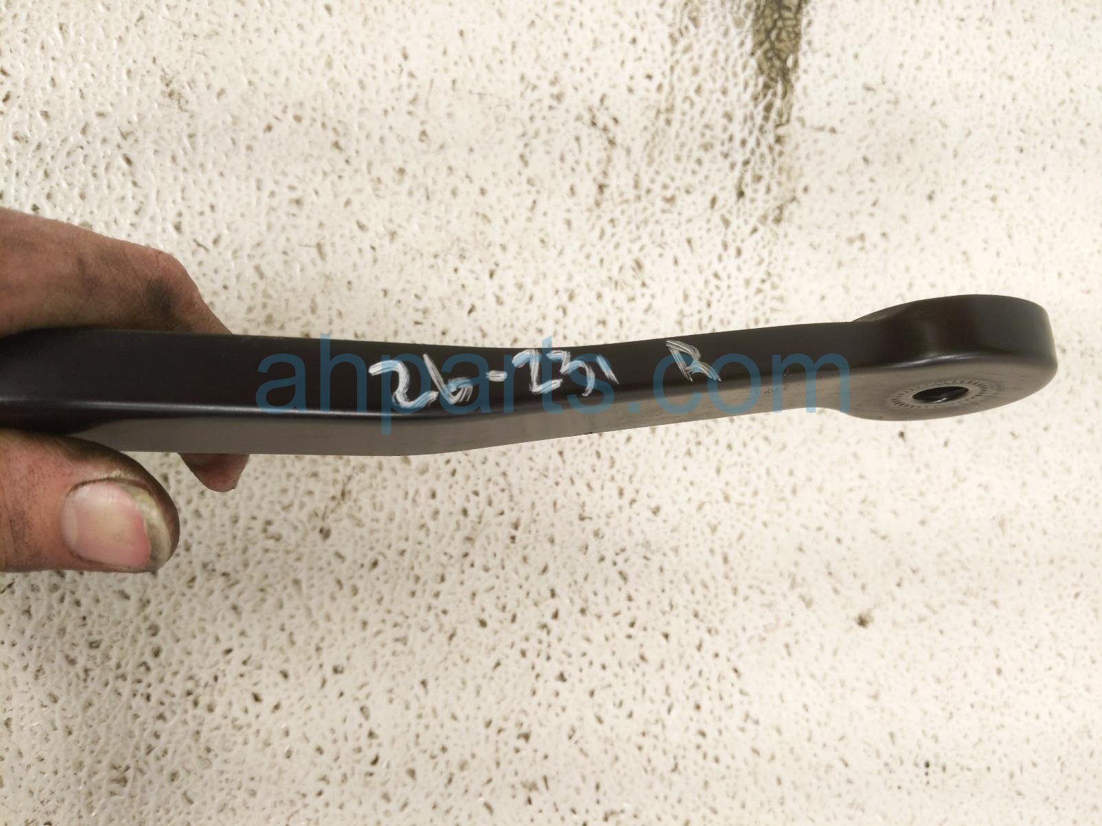 2018 BMW X5 Passenger Windshield Wiper Arm 61 61 7 304 071 Replacement 2018 BMW X5 Passenger Windshield Wiper Arm 61 61 7 304 071 Replacement thumbnail