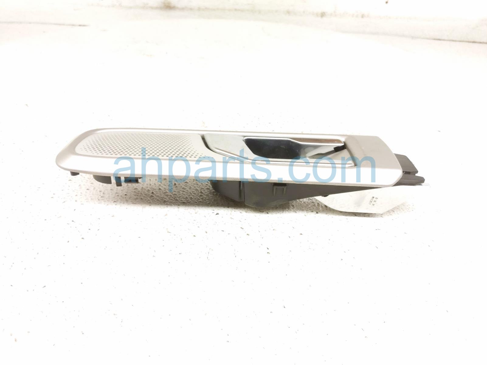 2020 Ford Explorer Inside / Rear Passenger Interior Door Handle Black LB5Z 7822600 CB Replacement 2020 Ford Explorer Inside / Rear Passenger Interior Door Handle Black LB5Z 7822600 CB Replacement thumbnail