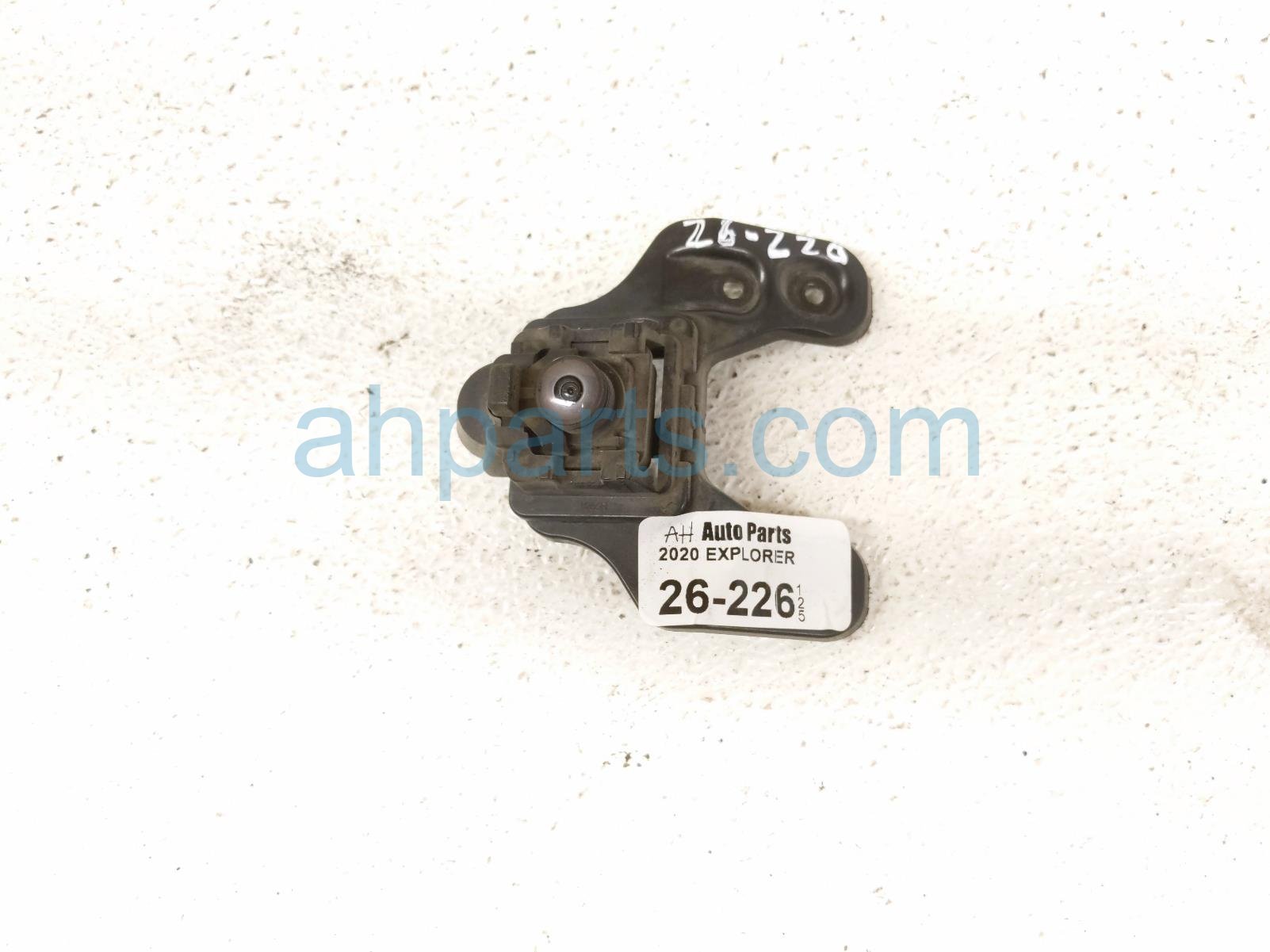 2020 Ford Explorer Front Grille Camera Module JL7Z 19G490 D Replacement 2020 Ford Explorer Front Grille Camera Module JL7Z 19G490 D Replacement thumbnail