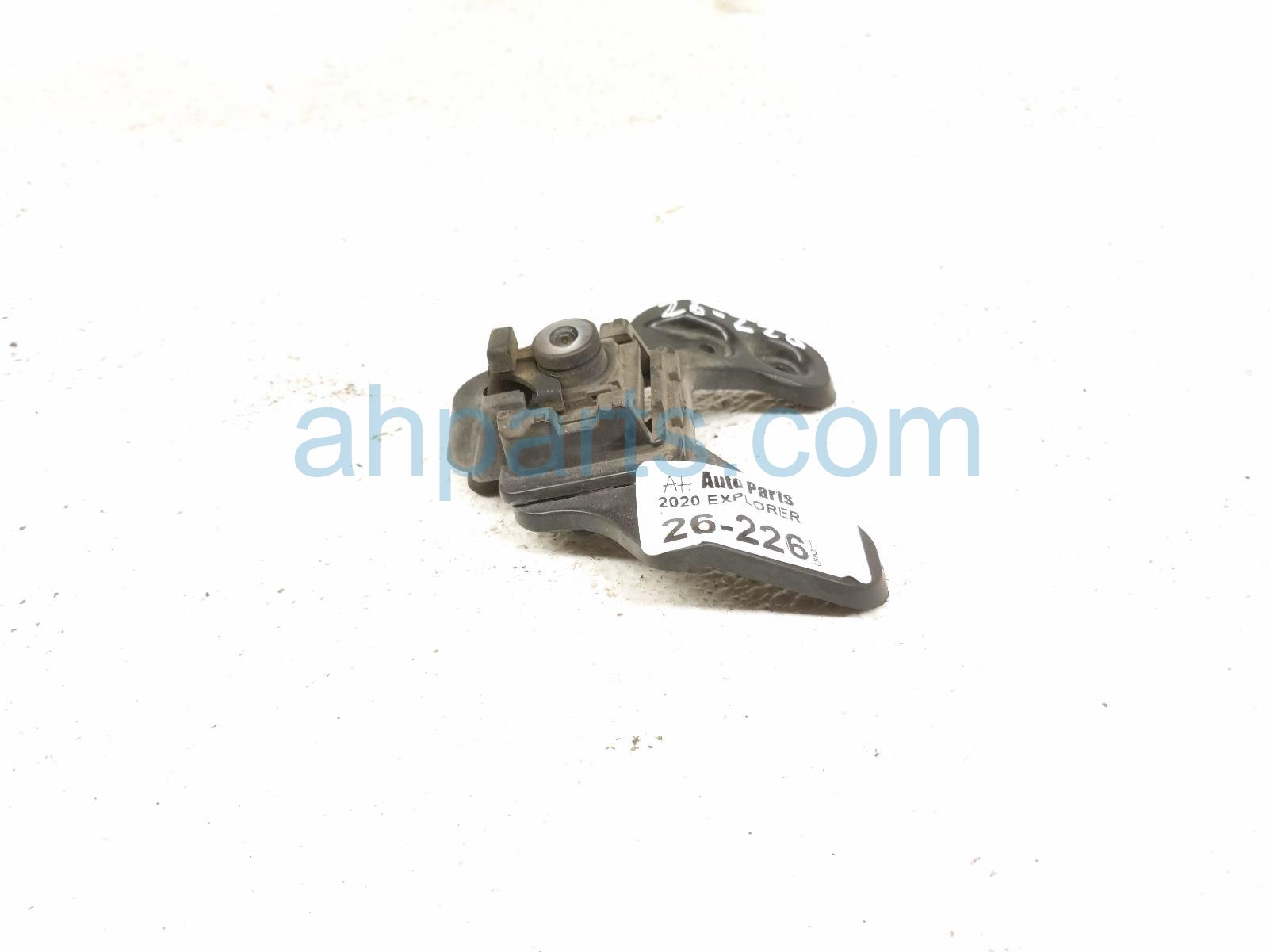 2020 Ford Explorer Front Grille Camera Module JL7Z 19G490 D Replacement 2020 Ford Explorer Front Grille Camera Module JL7Z 19G490 D Replacement thumbnail