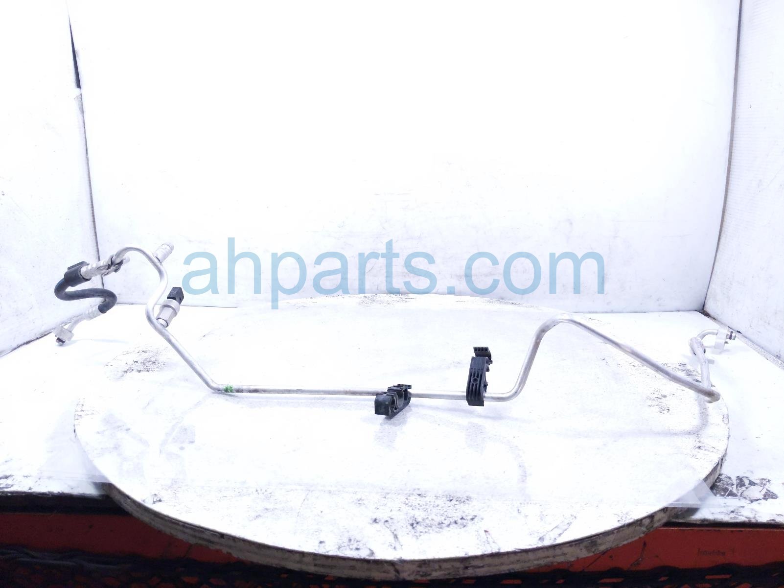 2011 Porsche Panamera Ac Pipe A/c Line Hose Assy 4.8l Awd 970 573 105 10 Replacement 2011 Porsche Panamera Ac Pipe A/c Line Hose Assy 4.8l Awd 970 573 105 10 Replacement thumbnail