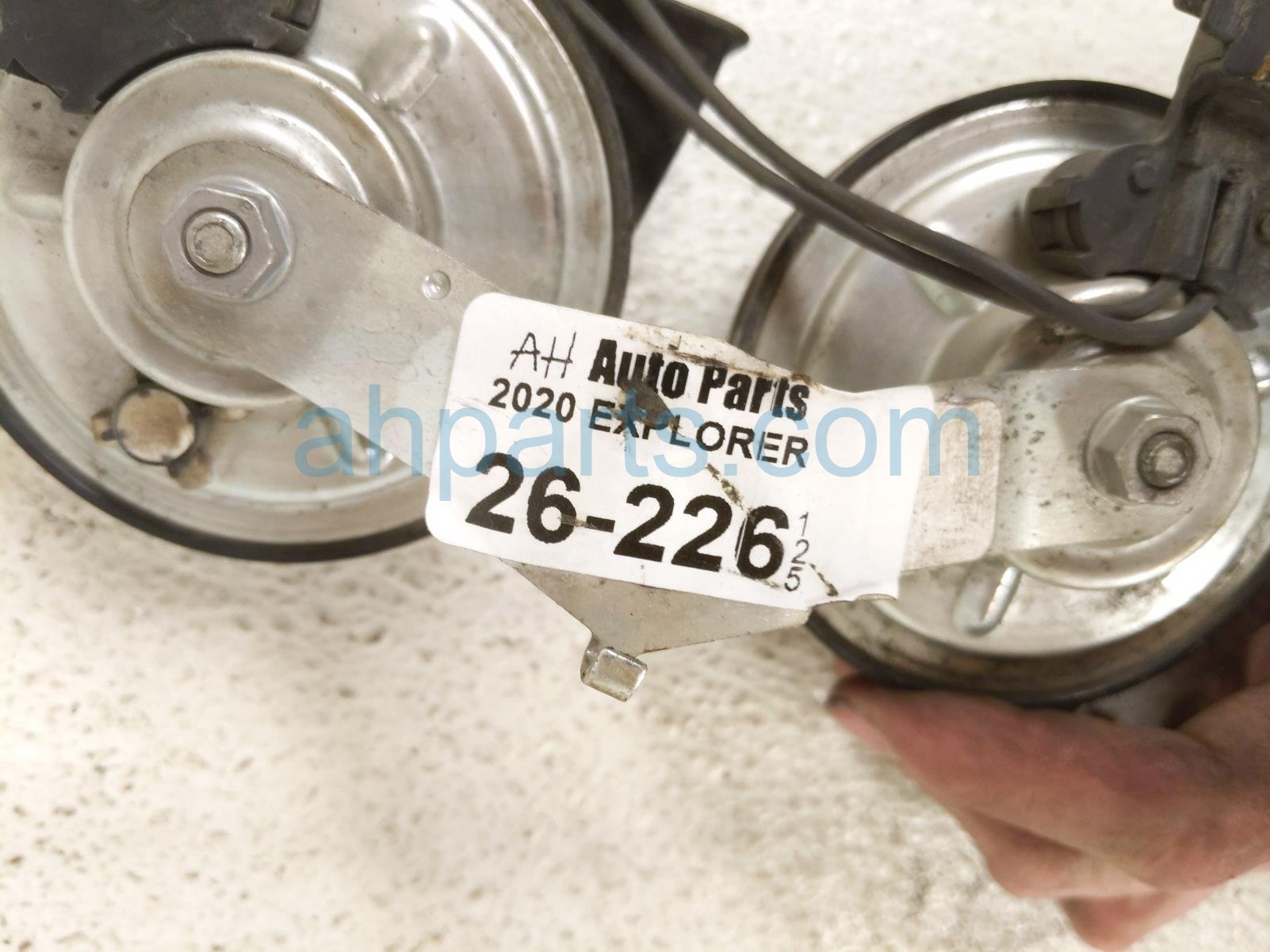 2020 Ford Explorer Horn Assy L1MZ 13832 A Replacement 2020 Ford Explorer Horn Assy L1MZ 13832 A Replacement thumbnail