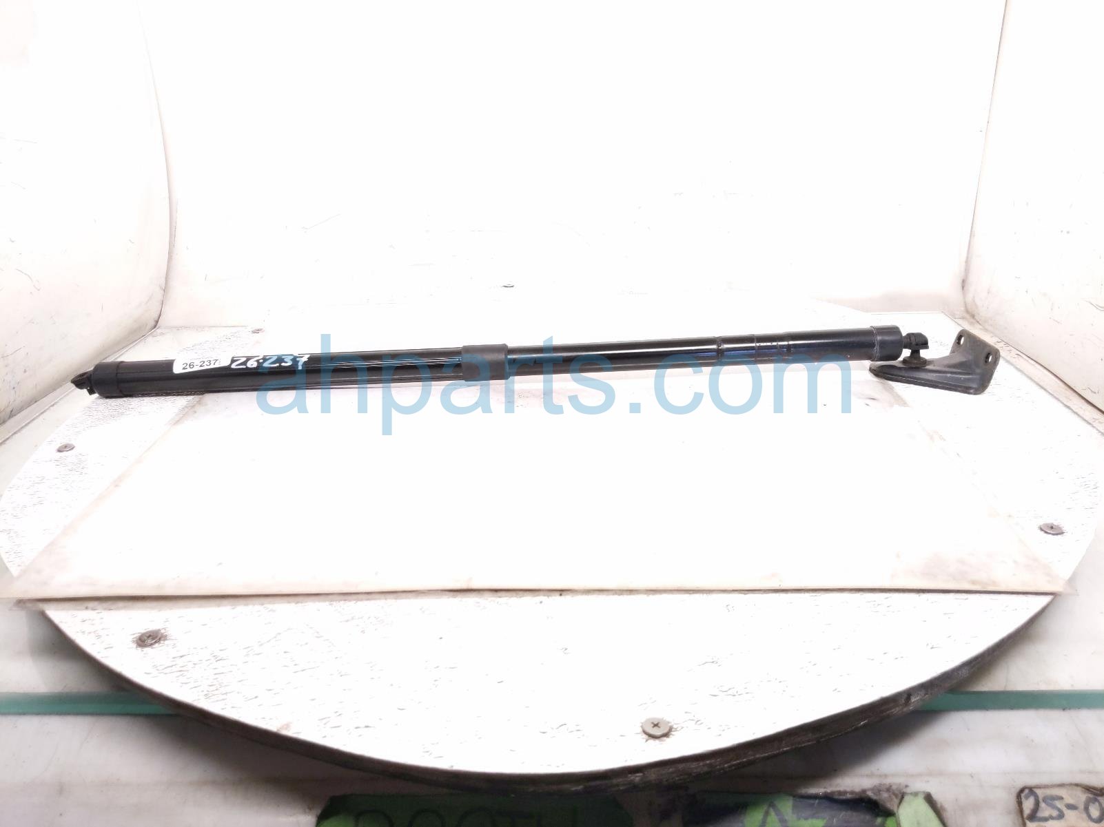 Honda RR/RH POWER LIFTGATE STRUT ACTUATOR