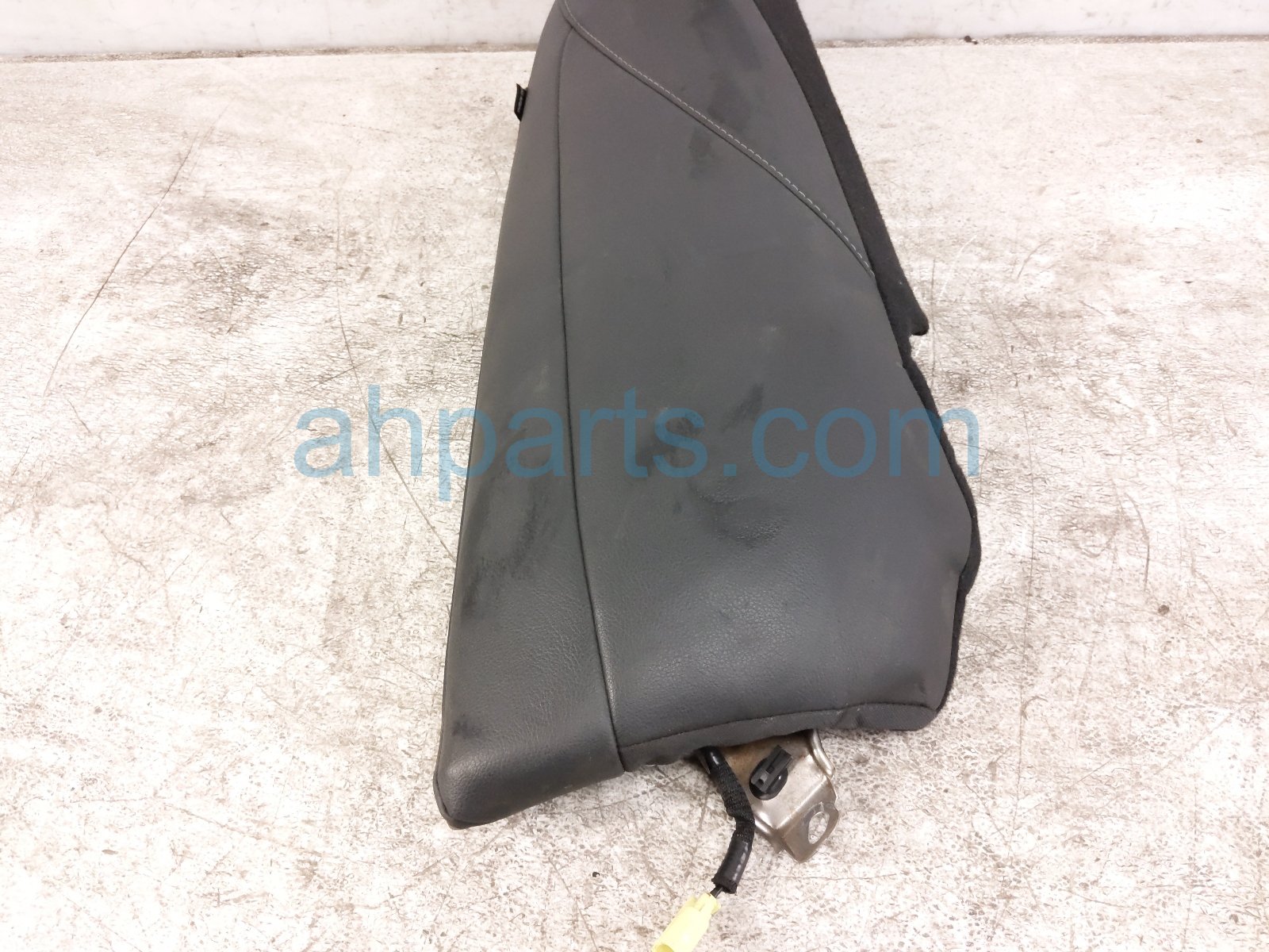 2020 Toyota Camry Airbag Rear Passenger Seat Air Bag Black Se 71751 06070 Replacement 2020 Toyota Camry Airbag Rear Passenger Seat Air Bag Black Se 71751 06070 Replacement thumbnail