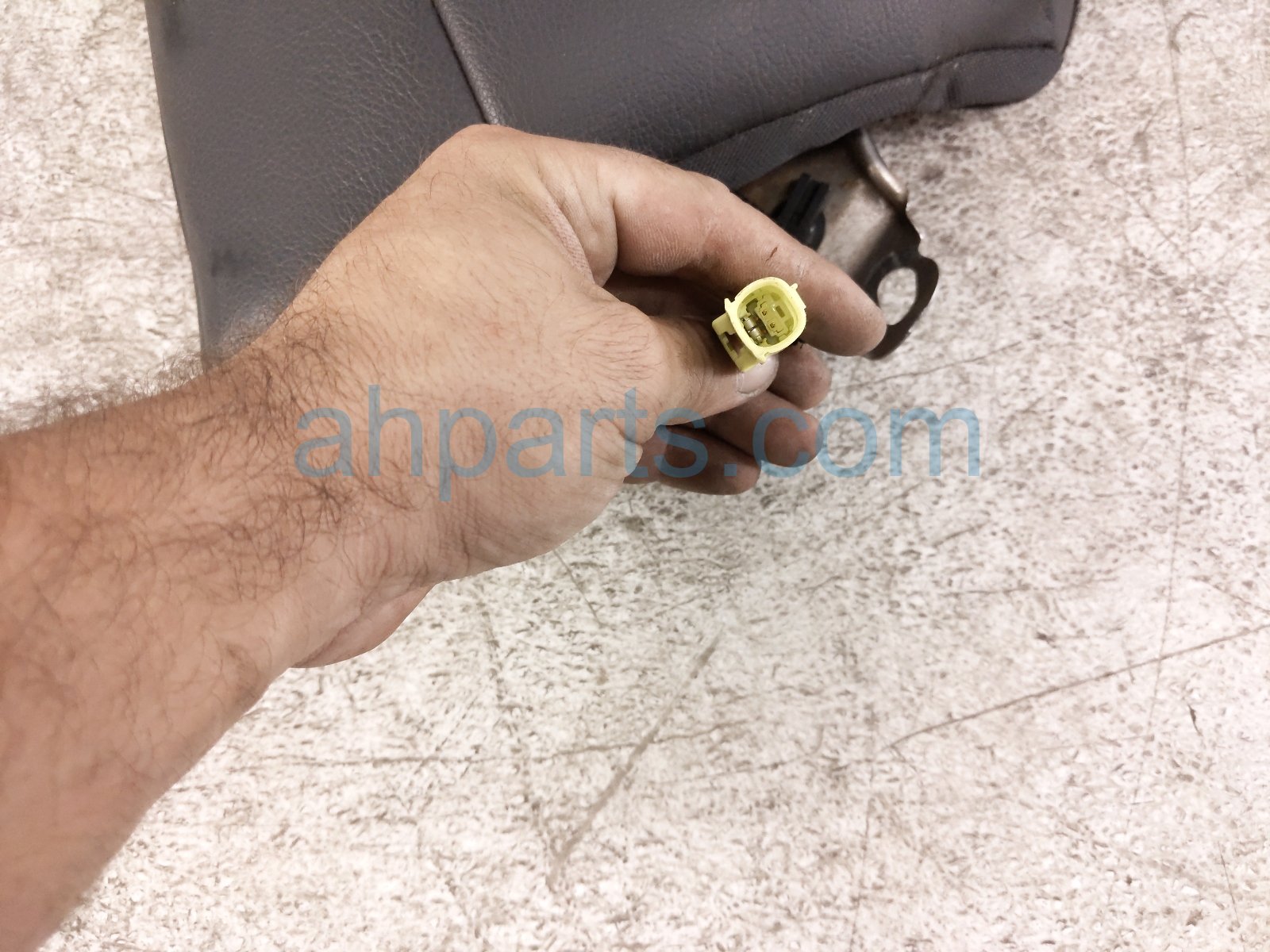 2020 Toyota Camry Airbag Rear Passenger Seat Air Bag Black Se 71751 06070 Replacement 2020 Toyota Camry Airbag Rear Passenger Seat Air Bag Black Se 71751 06070 Replacement thumbnail