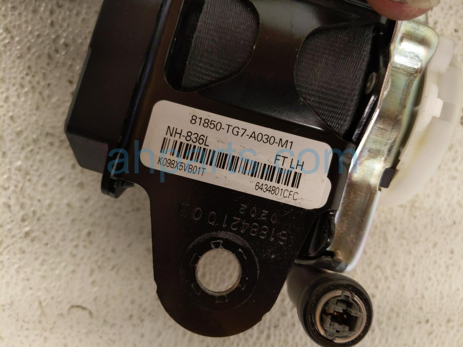 2020 Honda Pilot Front Driver Seat Belt Black 04818 TG7 A02ZC Replacement 2020 Honda Pilot Front Driver Seat Belt Black 04818 TG7 A02ZC Replacement thumbnail