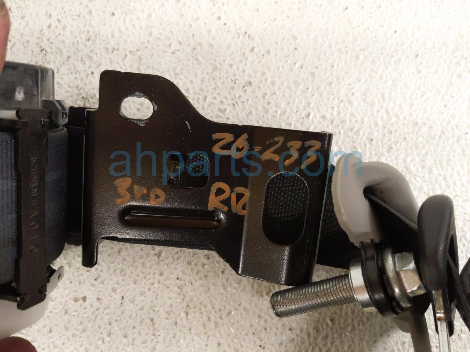 2020 Honda Pilot Rear 3rd Row Passenger Seat Belt Black 04824 TG7 A00ZB Replacement 2020 Honda Pilot Rear 3rd Row Passenger Seat Belt Black 04824 TG7 A00ZB Replacement thumbnail