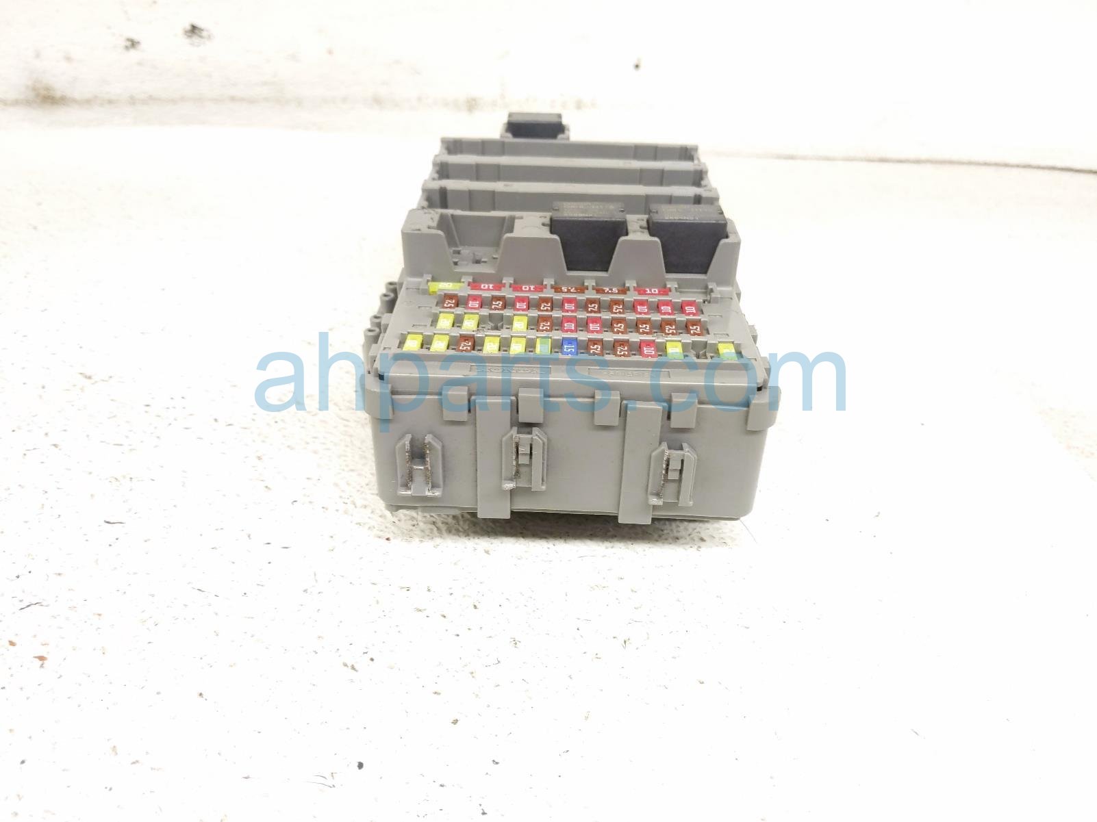 2020 Honda Pilot Cabin Fuse Box Ex 3.5l Awd 38200 TG7 A12 Replacement 2020 Honda Pilot Cabin Fuse Box Ex 3.5l Awd 38200 TG7 A12 Replacement thumbnail
