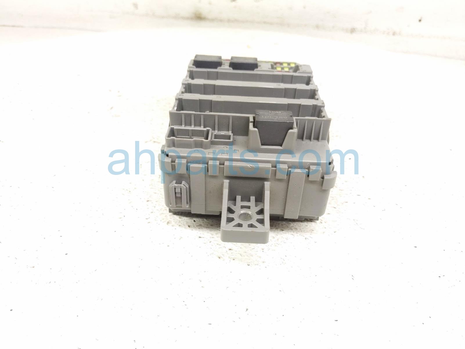 2020 Honda Pilot Cabin Fuse Box Ex 3.5l Awd 38200 TG7 A12 Replacement 2020 Honda Pilot Cabin Fuse Box Ex 3.5l Awd 38200 TG7 A12 Replacement thumbnail