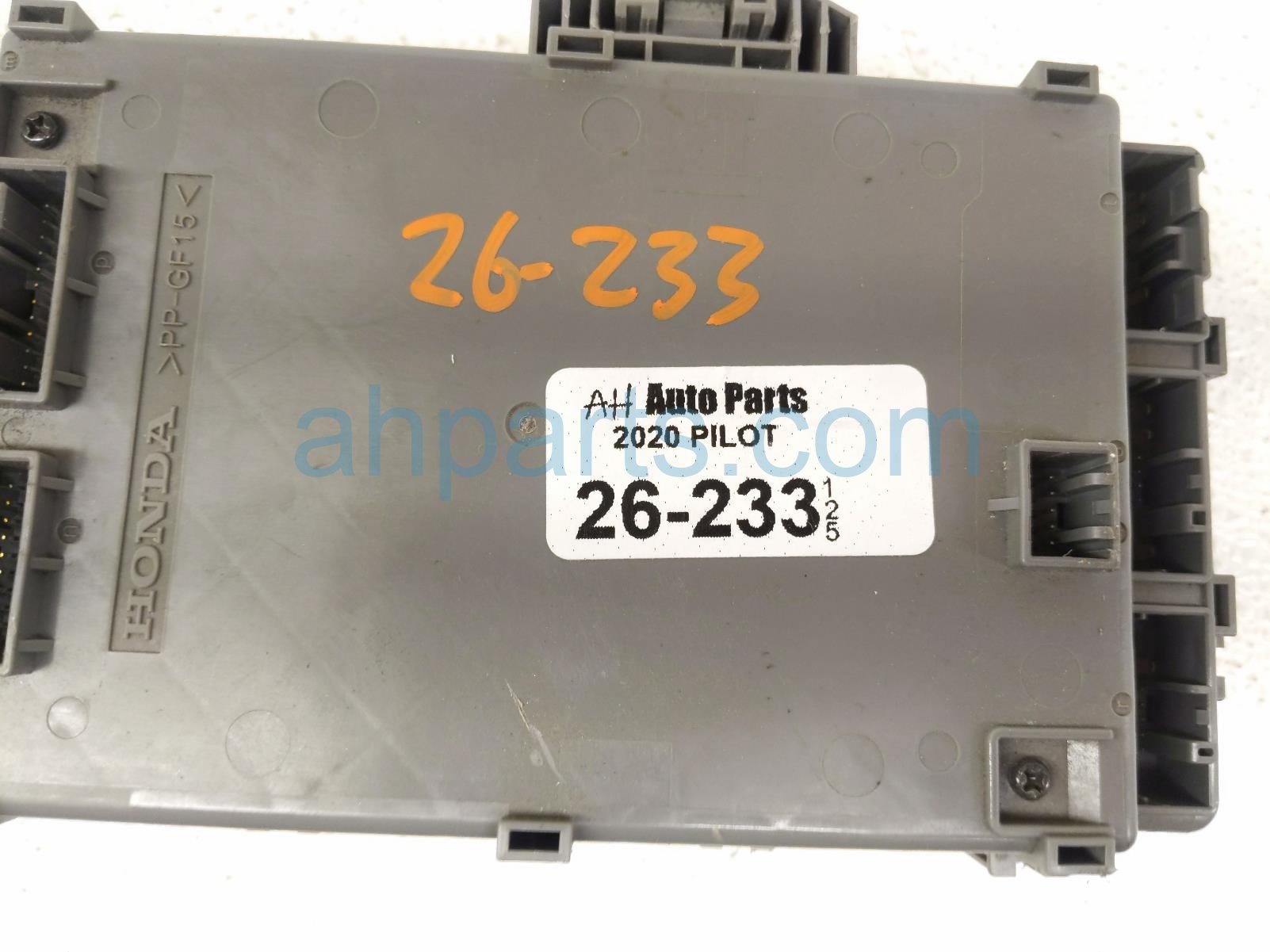 2020 Honda Pilot Cabin Fuse Box Ex 3.5l Awd 38200 TG7 A12 Replacement 2020 Honda Pilot Cabin Fuse Box Ex 3.5l Awd 38200 TG7 A12 Replacement thumbnail
