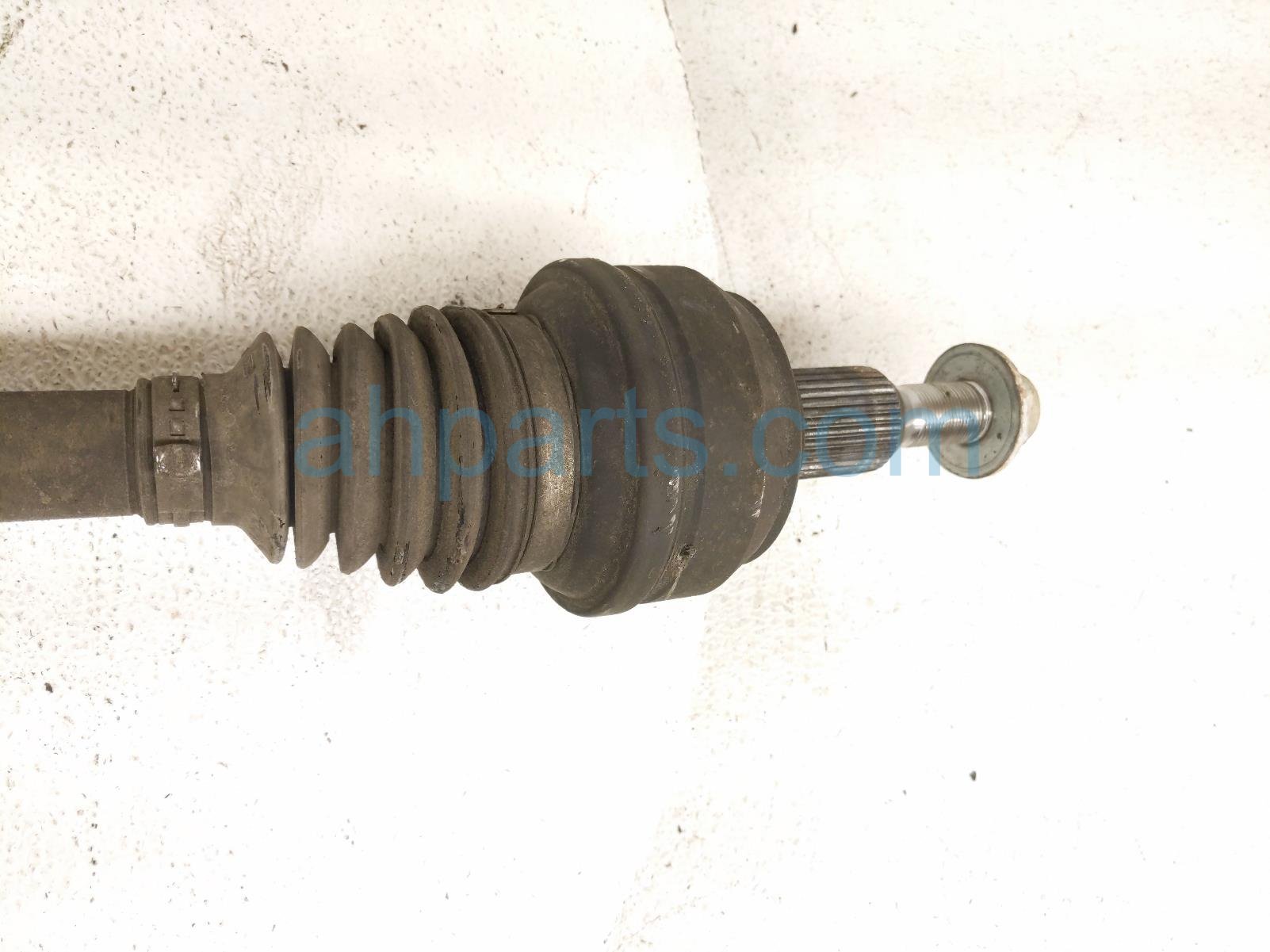 2020 Ford Explorer Rear Passenger Axle Drive Shaft L1MZ 4K138 C Replacement 2020 Ford Explorer Rear Passenger Axle Drive Shaft L1MZ 4K138 C Replacement thumbnail