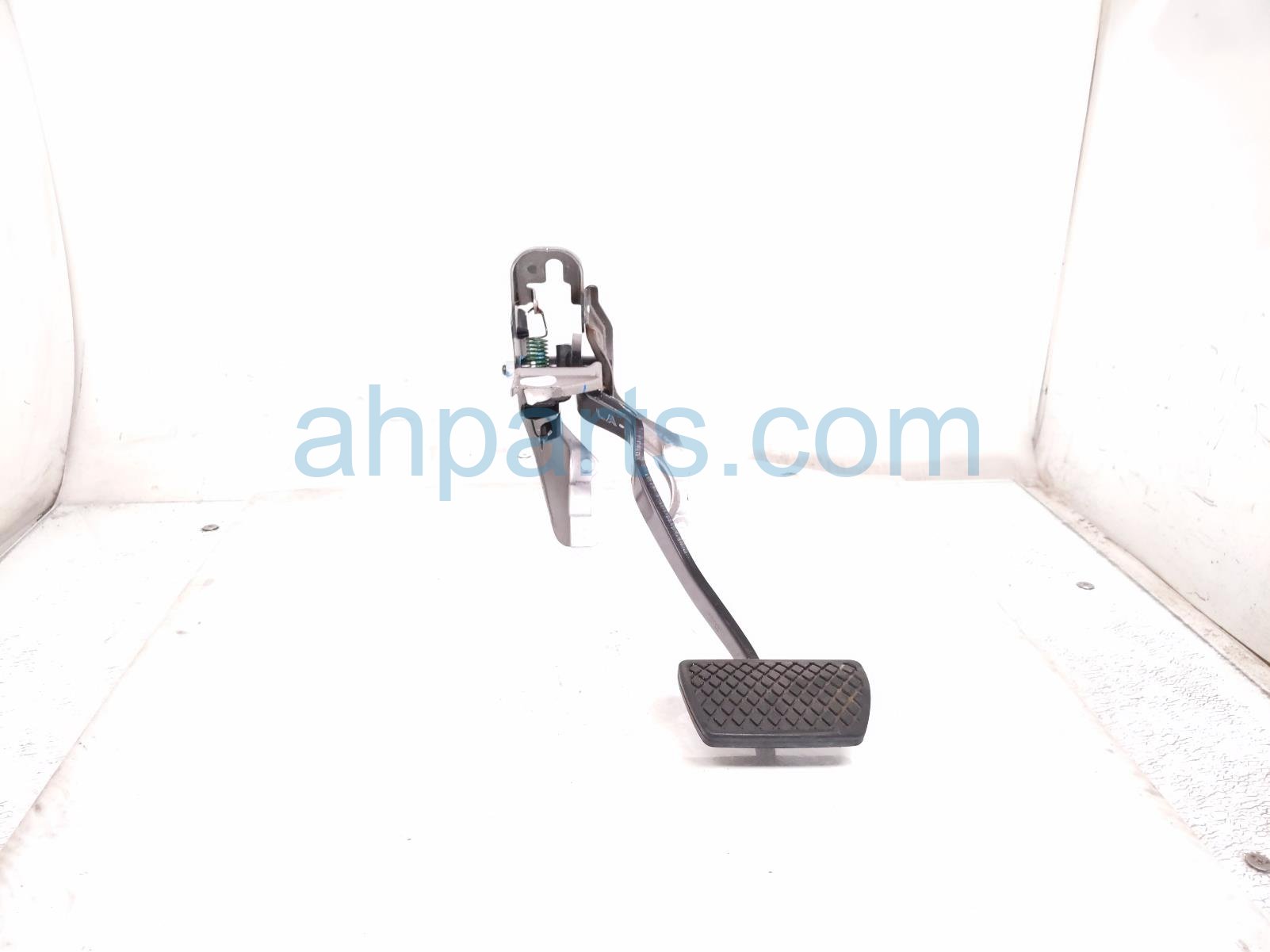 2020 Honda CR V Brake Pedal Assy 1.5l Awd 46600 TLA A51 Replacement 2020 Honda CR V Brake Pedal Assy 1.5l Awd 46600 TLA A51 Replacement thumbnail