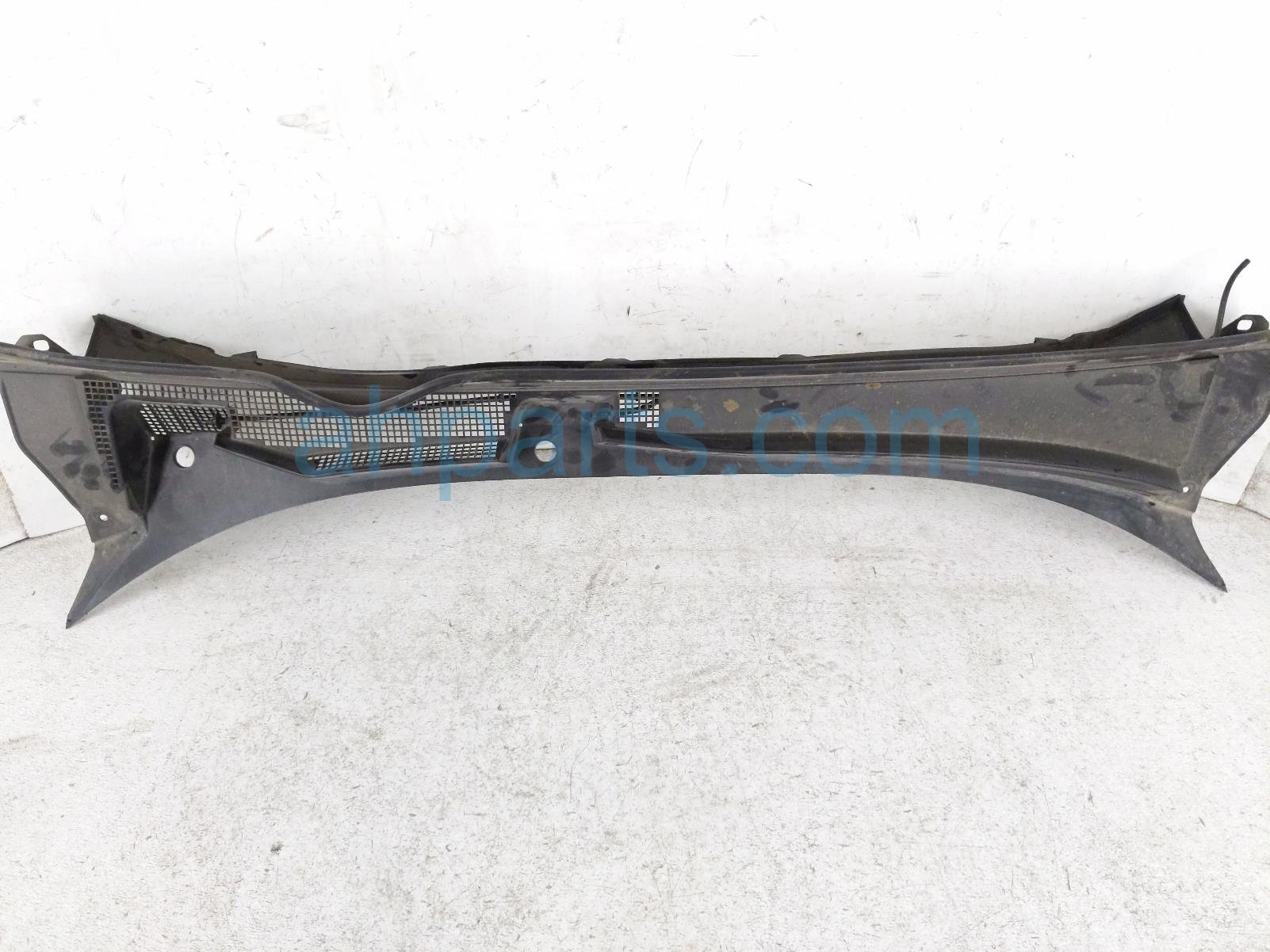Honda WINDSHIELD COWL PLASTIC PANEL Honda WINDSHIELD COWL PLASTIC PANEL
