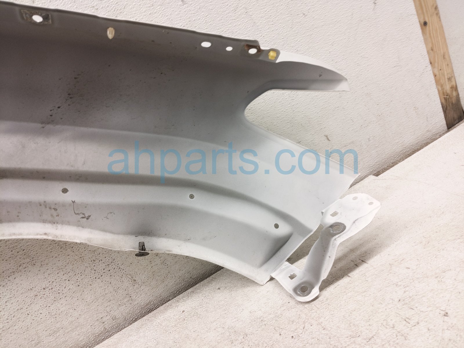 2024 Toyota Tacoma Front Driver Fender White *dent 53812 AK020 Replacement 2024 Toyota Tacoma Front Driver Fender White *dent 53812 AK020 Replacement thumbnail