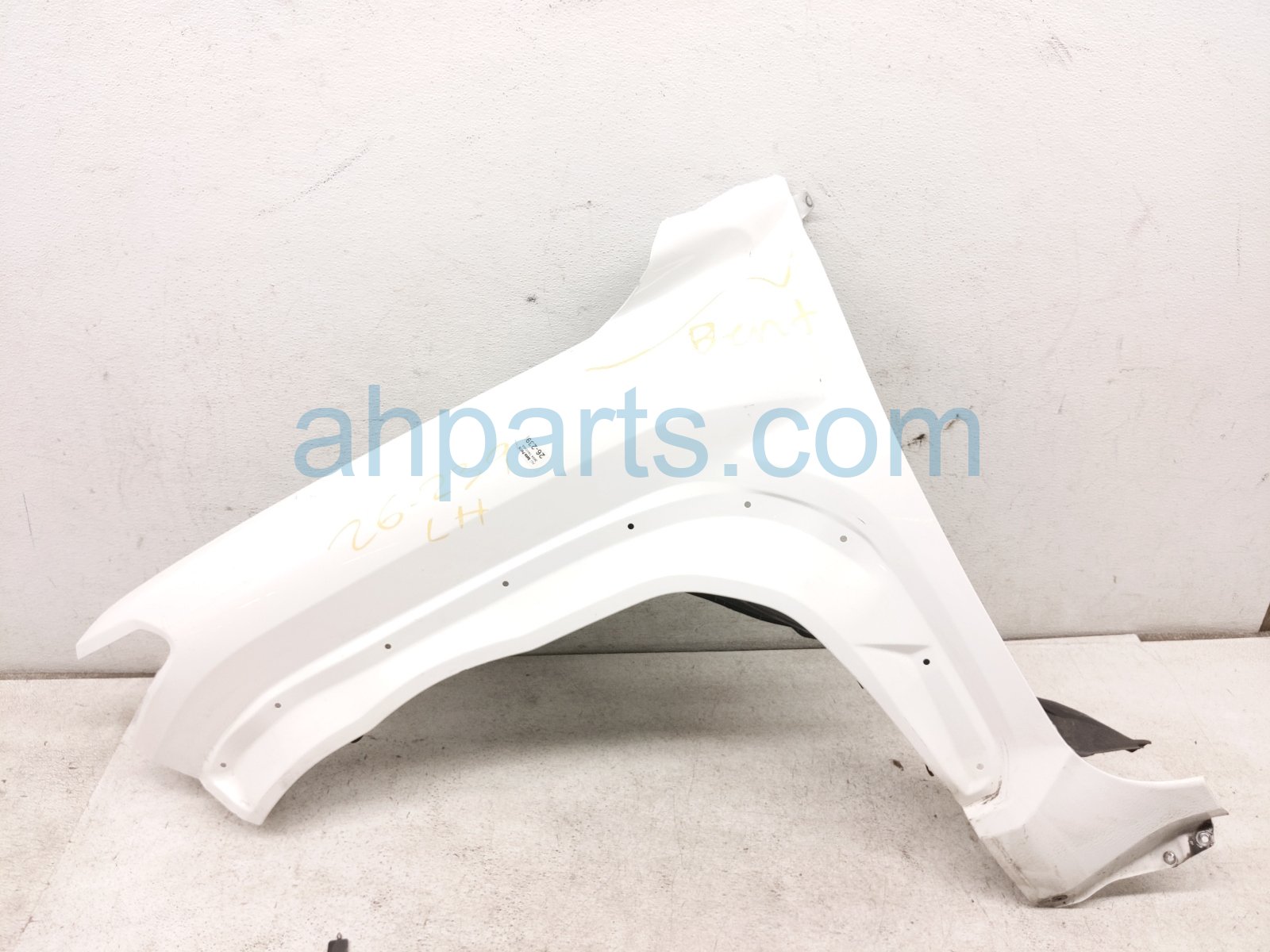2024 Toyota Tacoma Front Driver Fender White *dent 53812 AK020 Replacement 2024 Toyota Tacoma Front Driver Fender White *dent 53812 AK020 Replacement thumbnail