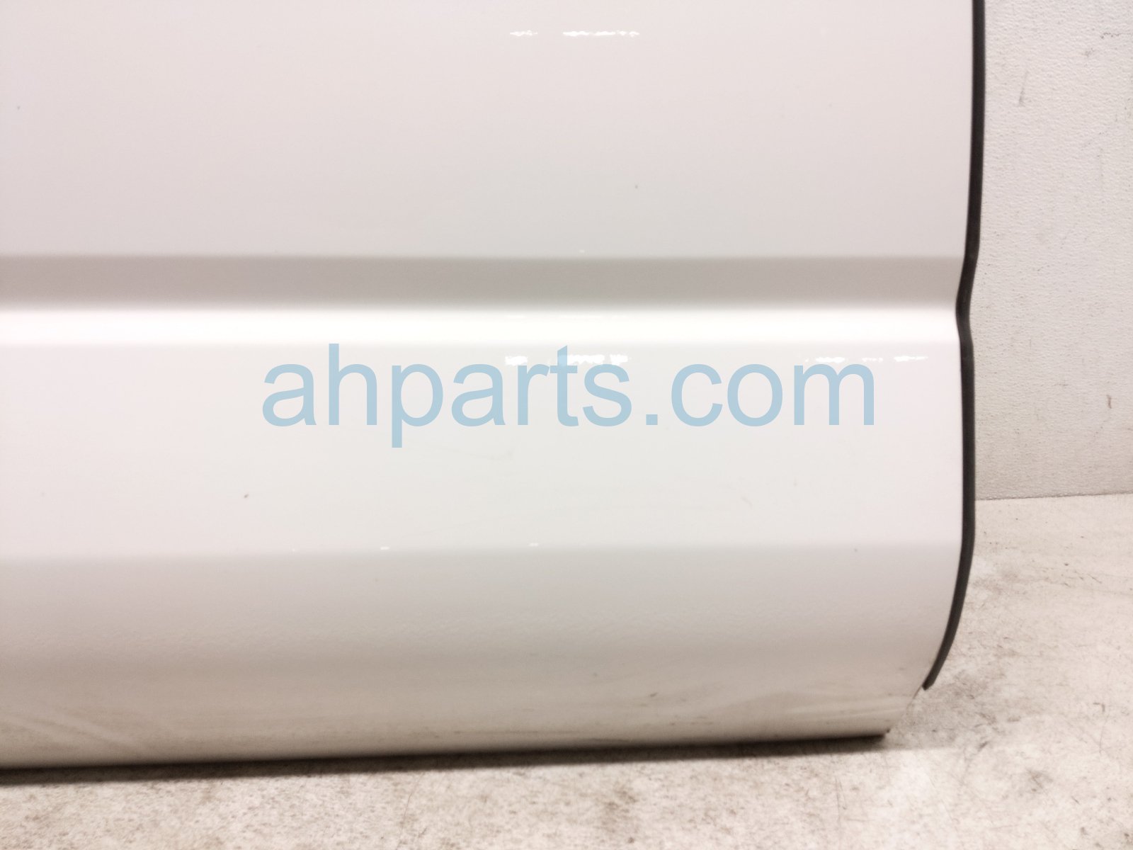 2024 Toyota Tacoma Rear Passenger Door White No Inside Trim 67003 AK010 Replacement 2024 Toyota Tacoma Rear Passenger Door White No Inside Trim 67003 AK010 Replacement thumbnail