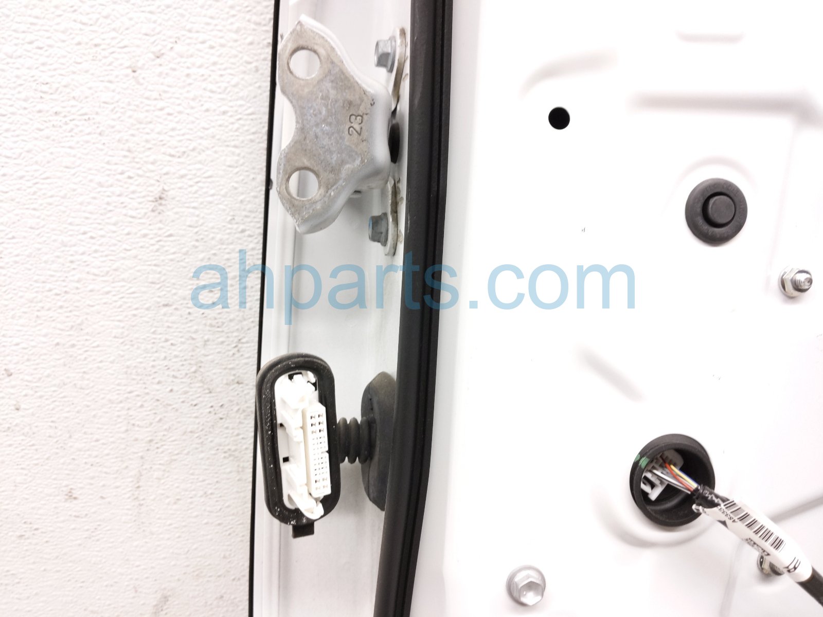 2024 Toyota Tacoma Rear Passenger Door White No Inside Trim 67003 AK010 Replacement 2024 Toyota Tacoma Rear Passenger Door White No Inside Trim 67003 AK010 Replacement thumbnail