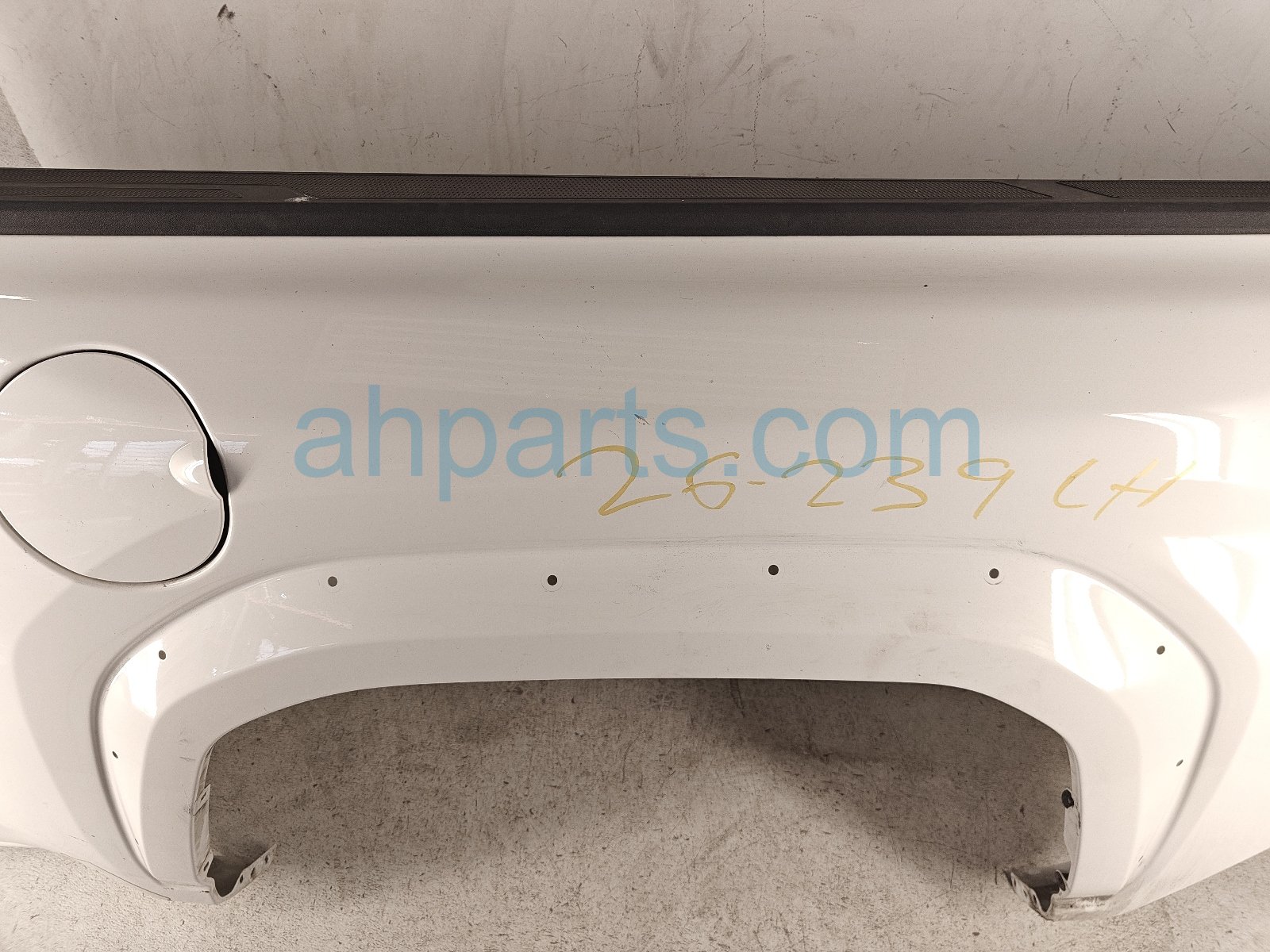 2024 Toyota Tacoma Driver Quarter Panel White 65600AK040 Replacement 2024 Toyota Tacoma Driver Quarter Panel White 65600AK040 Replacement thumbnail