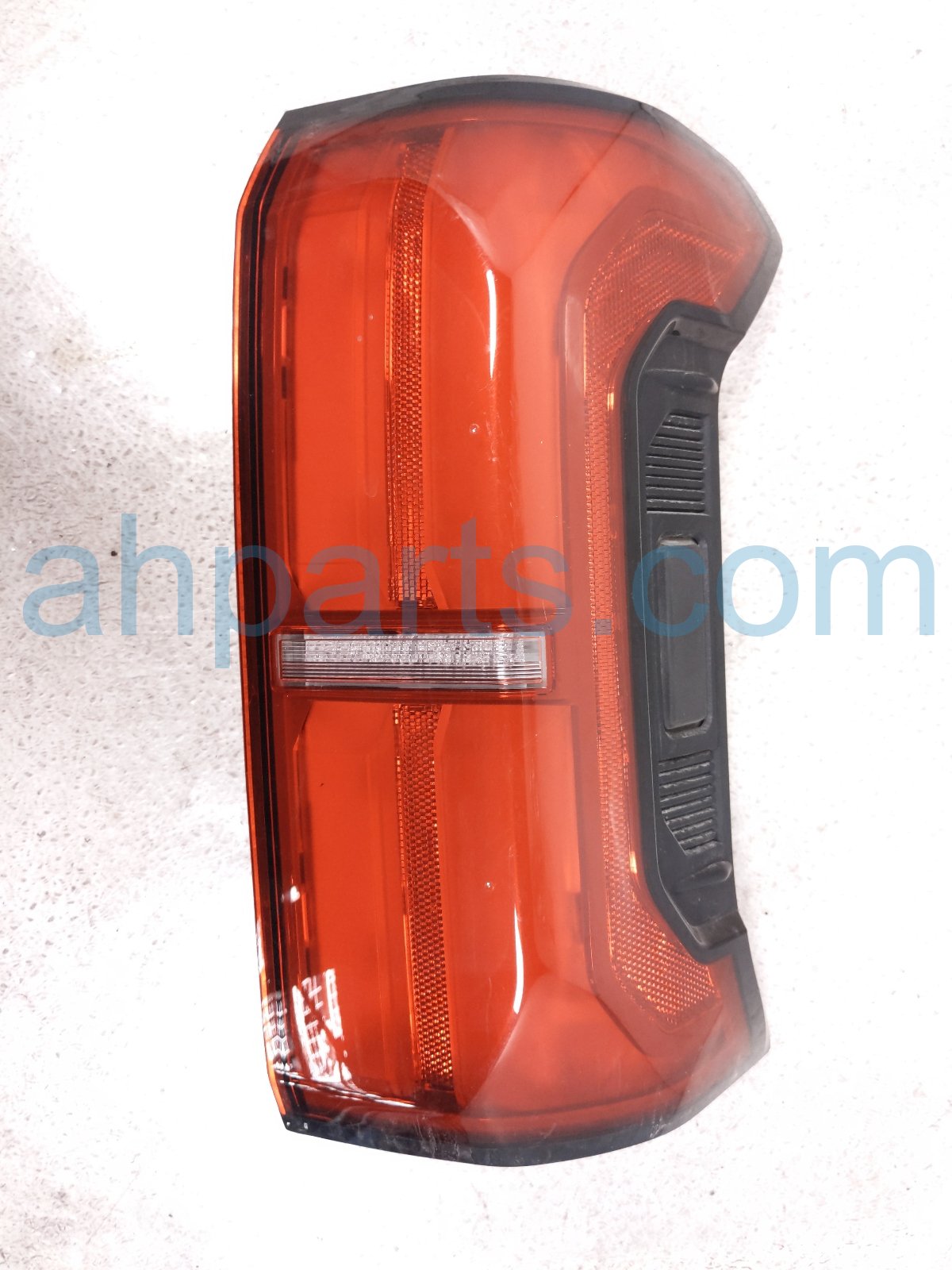 2024 Toyota Tacoma Light / Rear Passenger Tail Lamp (on Body) 81550 AK050 Replacement 2024 Toyota Tacoma Light / Rear Passenger Tail Lamp (on Body) 81550 AK050 Replacement thumbnail
