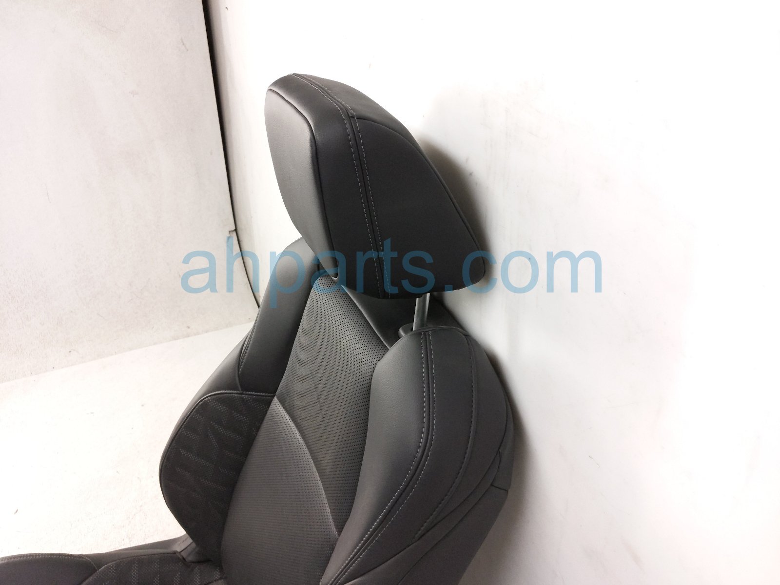 2024 Toyota Tacoma Front Passenger Seat Black W/ Airbag 71073 AK060 C4 Replacement 2024 Toyota Tacoma Front Passenger Seat Black W/ Airbag 71073 AK060 C4 Replacement thumbnail