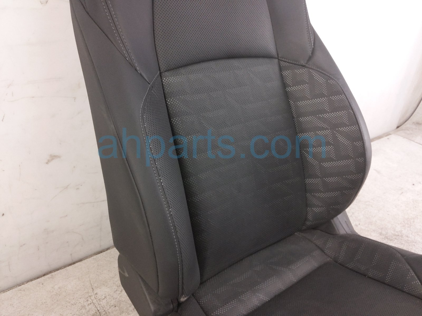 2024 Toyota Tacoma Front Driver Seat Black W/ Airbag 71074 AK060 C4 Replacement 2024 Toyota Tacoma Front Driver Seat Black W/ Airbag 71074 AK060 C4 Replacement thumbnail