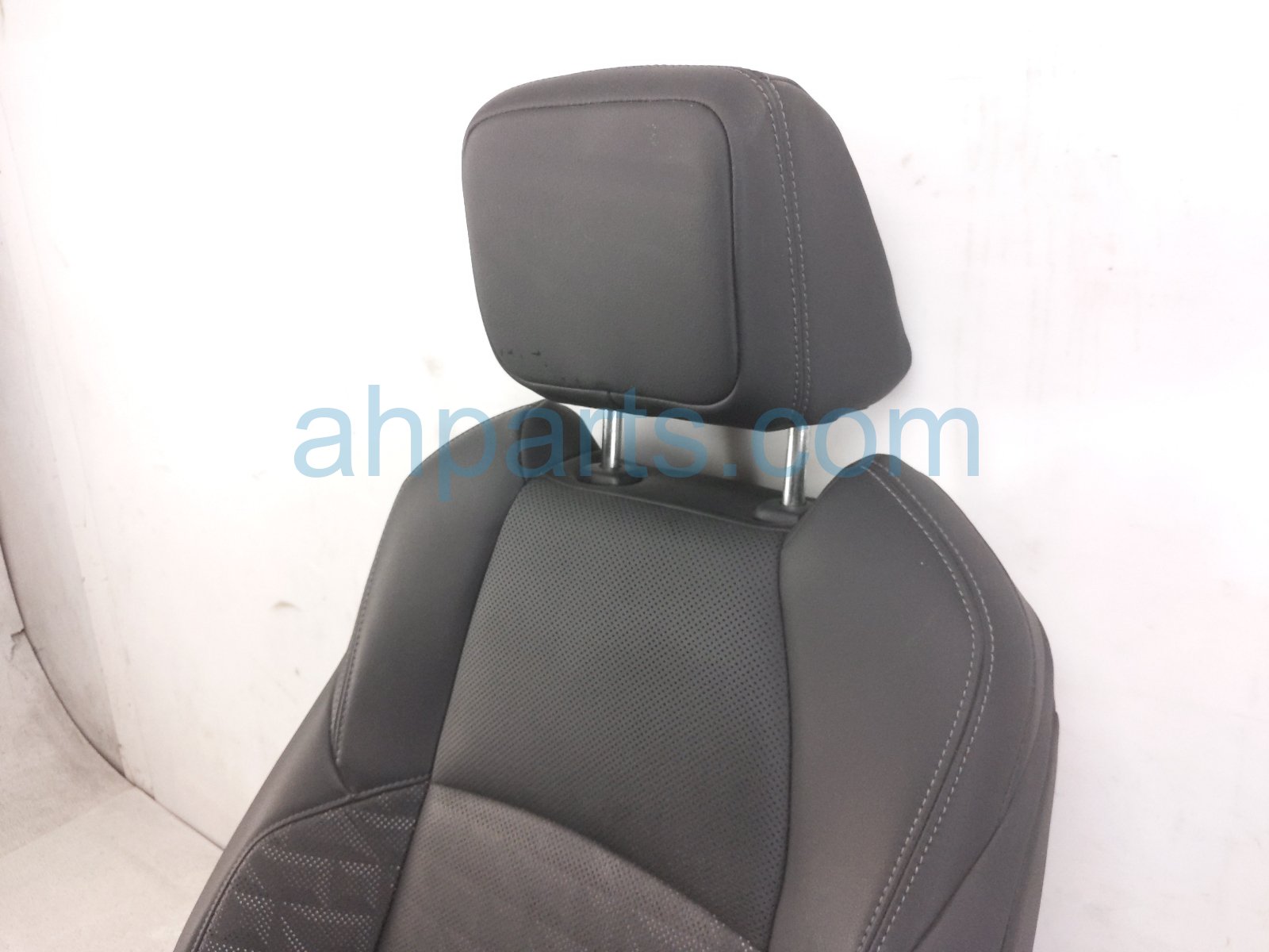 2024 Toyota Tacoma Front Driver Seat Black W/ Airbag 71074 AK060 C4 Replacement 2024 Toyota Tacoma Front Driver Seat Black W/ Airbag 71074 AK060 C4 Replacement thumbnail