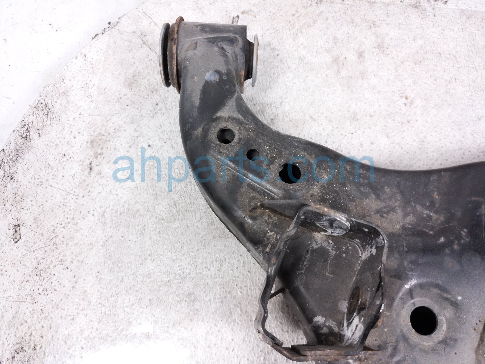 2024 Toyota Tacoma Front Passenger Lower Control Arm 48068 AK010 Replacement 2024 Toyota Tacoma Front Passenger Lower Control Arm 48068 AK010 Replacement thumbnail