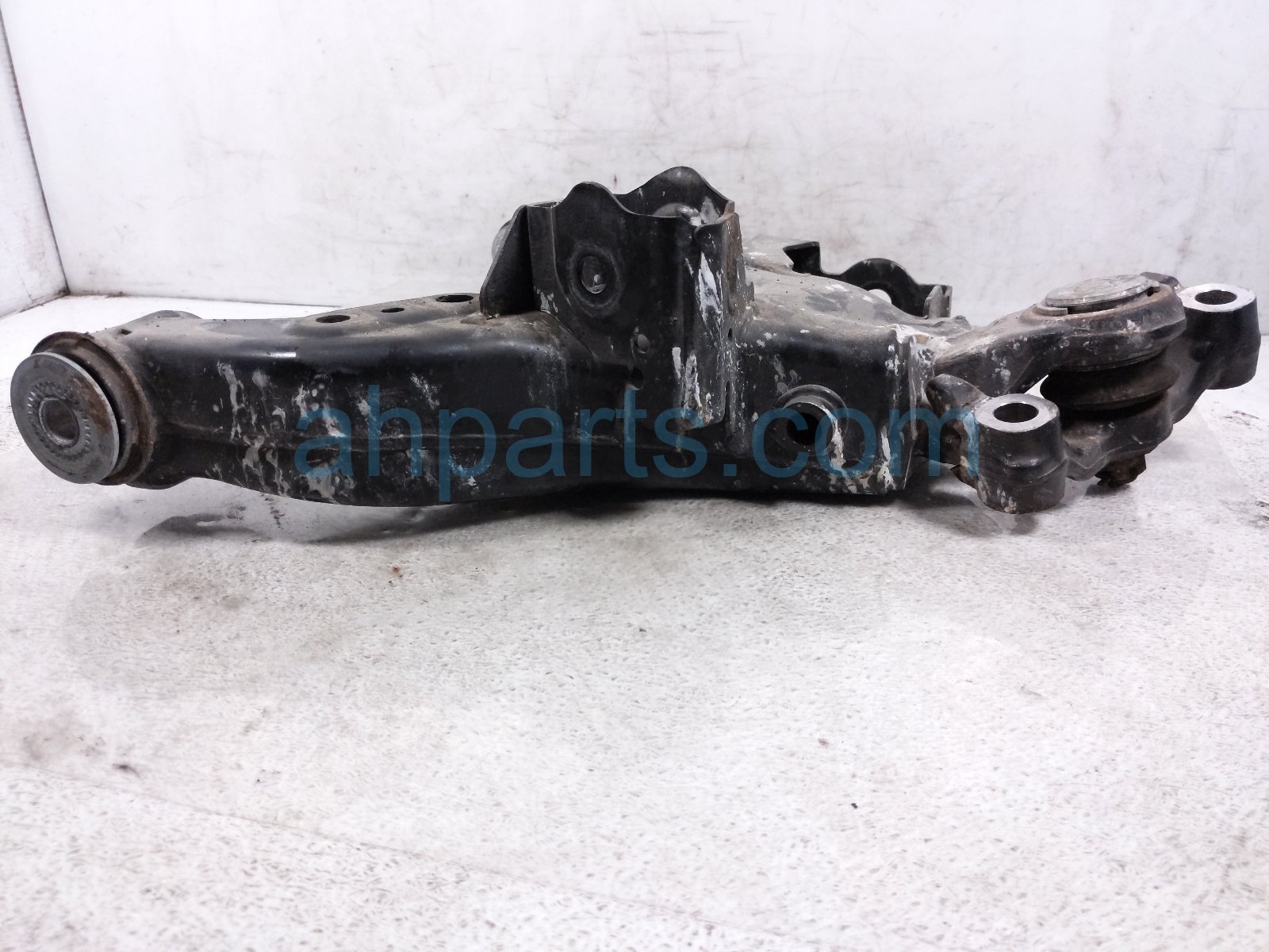 2024 Toyota Tacoma Front Passenger Lower Control Arm 48068 AK010 Replacement 2024 Toyota Tacoma Front Passenger Lower Control Arm 48068 AK010 Replacement thumbnail