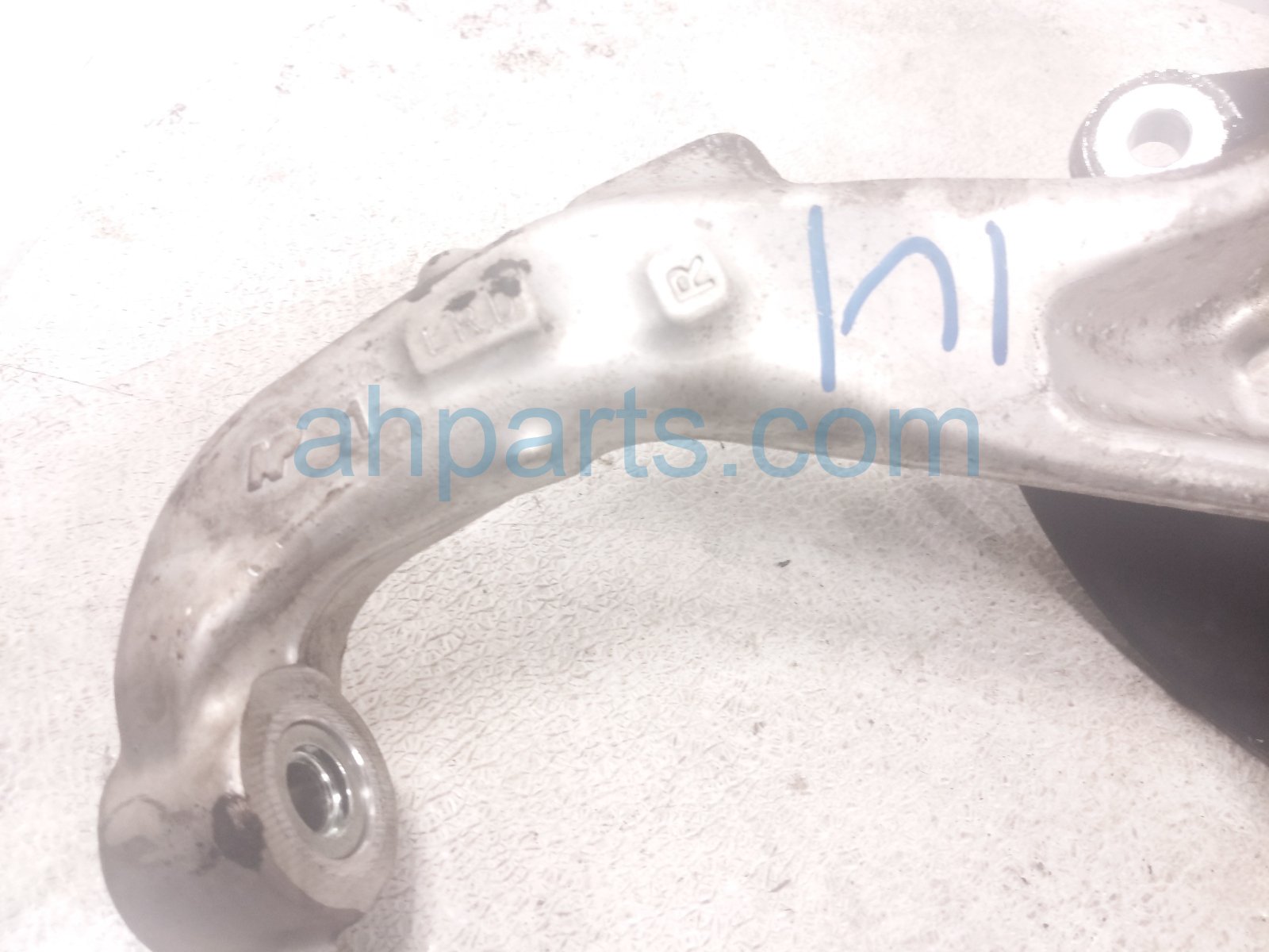 2024 Toyota Tacoma Front Passenger Spindle Knuckle Hub 4x4 43201 AK010 Replacement 2024 Toyota Tacoma Front Passenger Spindle Knuckle Hub 4x4 43201 AK010 Replacement thumbnail