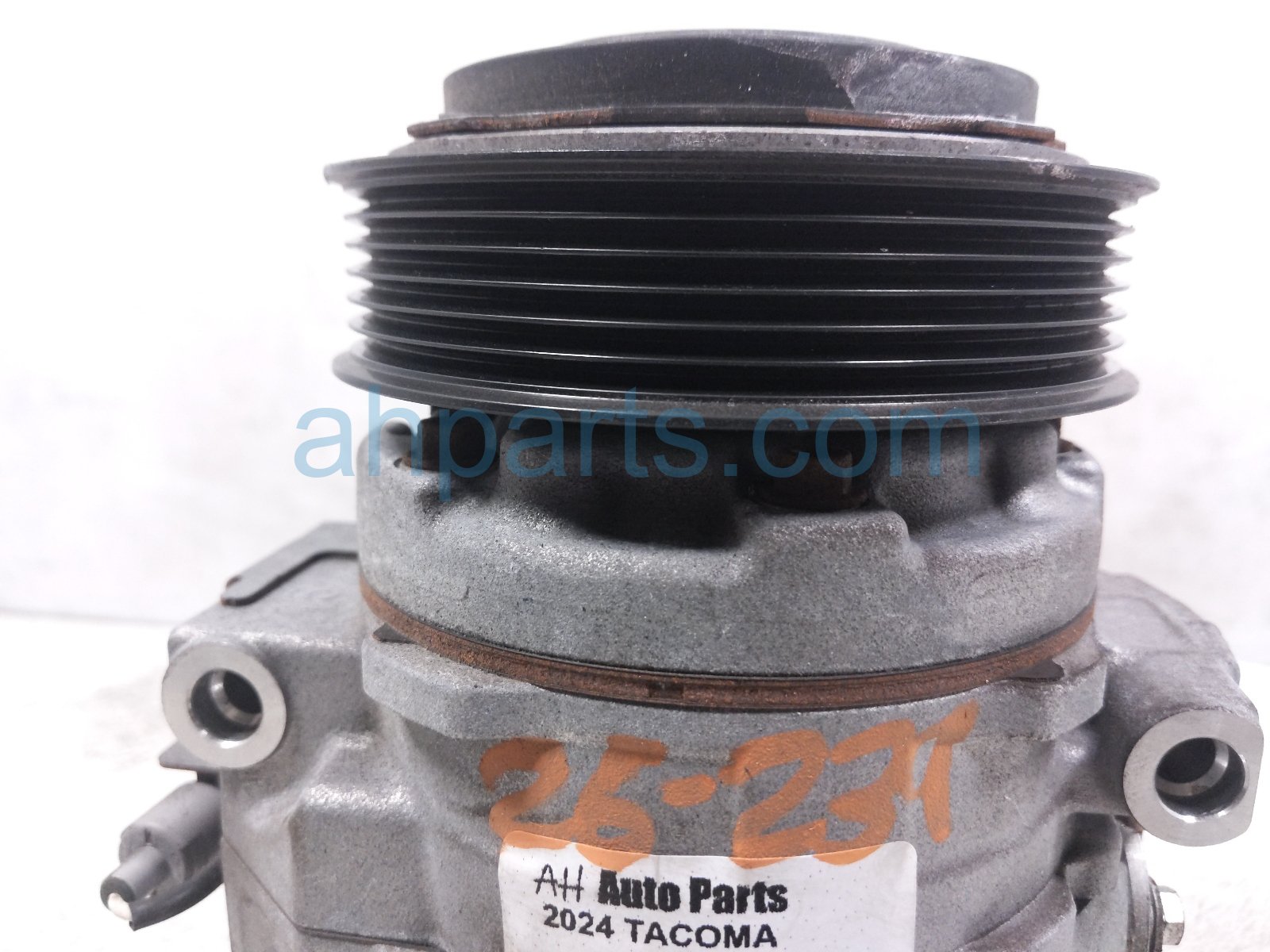 2024 Toyota Tacoma Air + Clutch Ac Pump / Compressor 88310 AK010 Replacement 2024 Toyota Tacoma Air + Clutch Ac Pump / Compressor 88310 AK010 Replacement thumbnail
