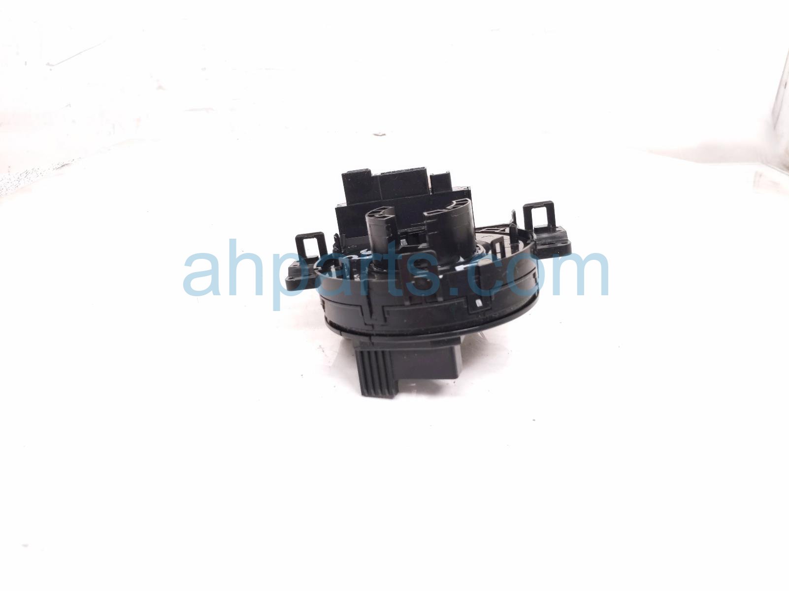2020 Honda CR V Clockspring Reel Assy 1.5l Awd 77900 TLA D62 Replacement 2020 Honda CR V Clockspring Reel Assy 1.5l Awd 77900 TLA D62 Replacement thumbnail