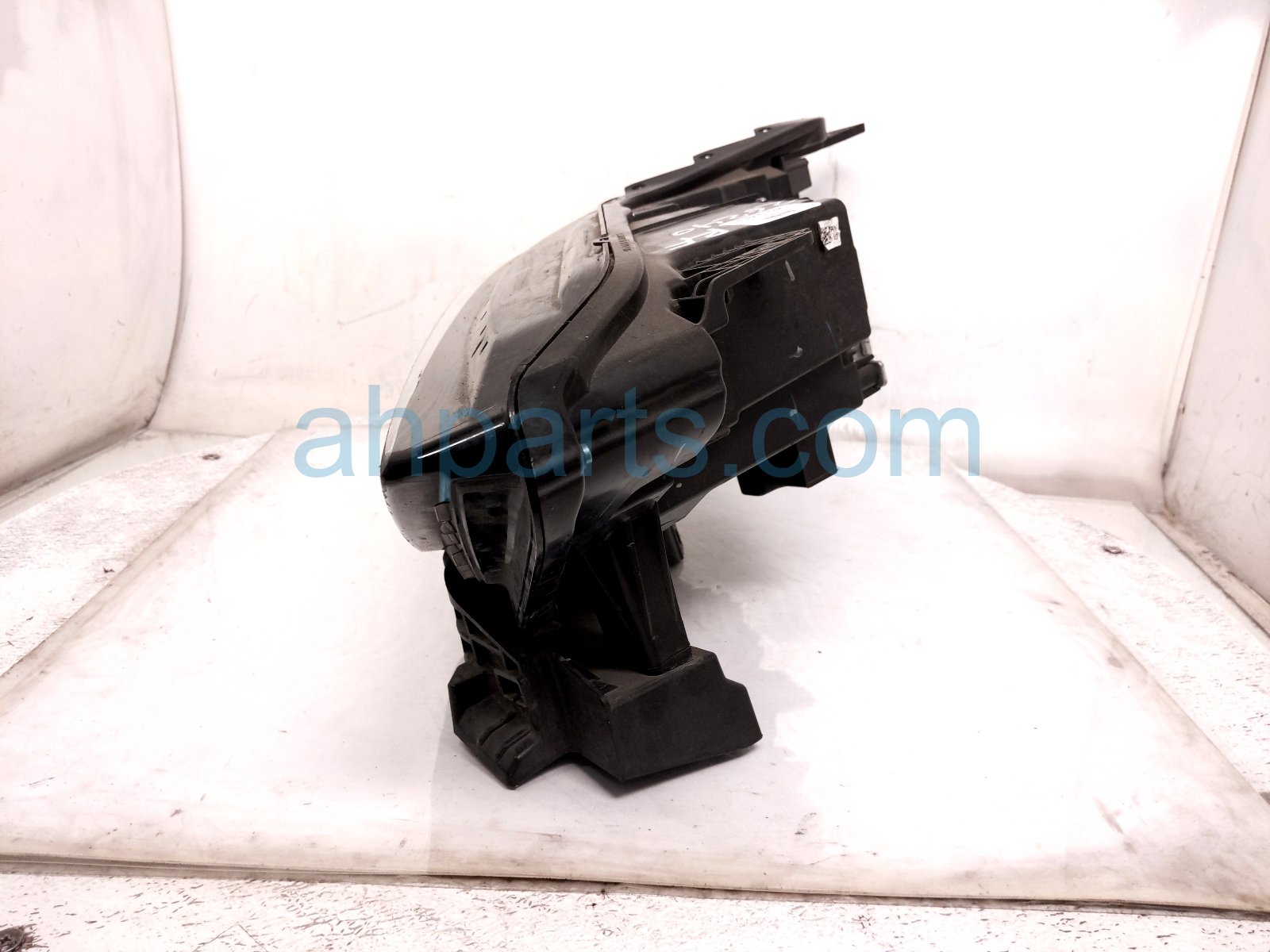 2023 Acura MDX Headlight Passenger Headlamp / Light 33100 TYA A01 Replacement 2023 Acura MDX Headlight Passenger Headlamp / Light 33100 TYA A01 Replacement thumbnail