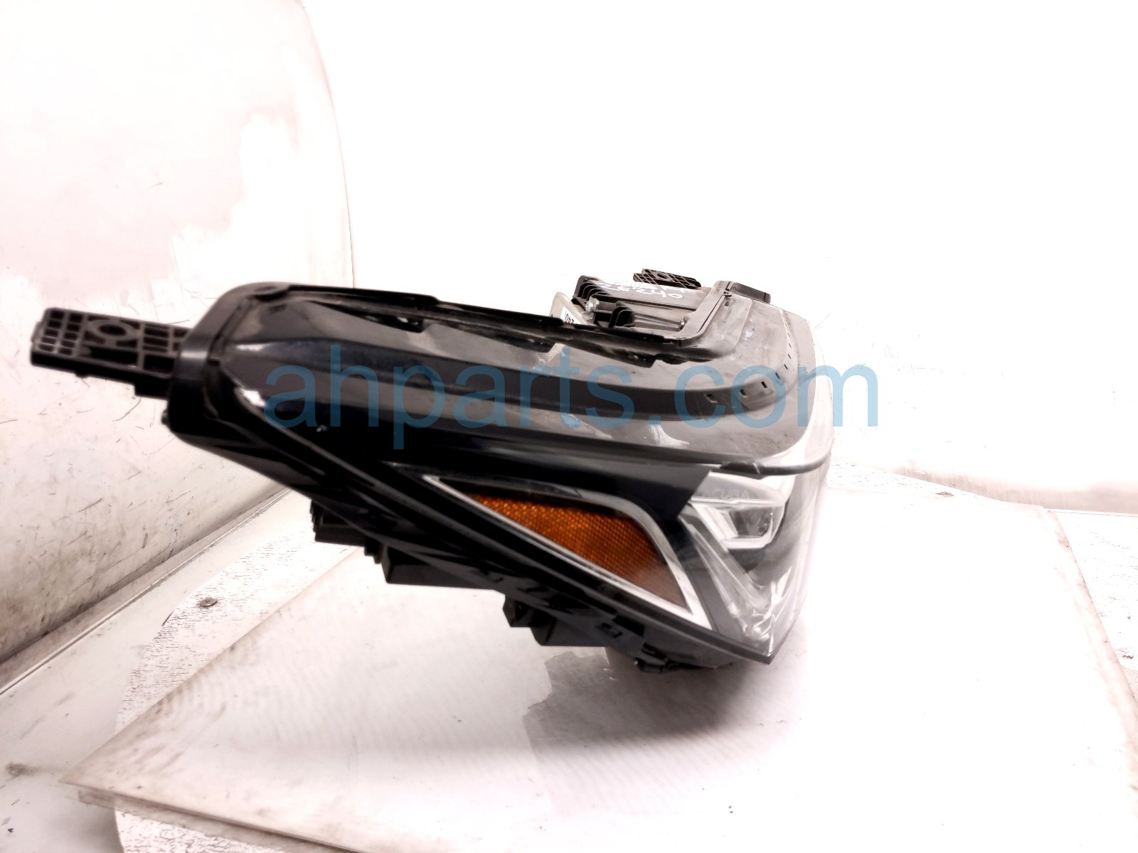 2023 Acura MDX Headlight Passenger Headlamp / Light 33100 TYA A01 Replacement 2023 Acura MDX Headlight Passenger Headlamp / Light 33100 TYA A01 Replacement thumbnail