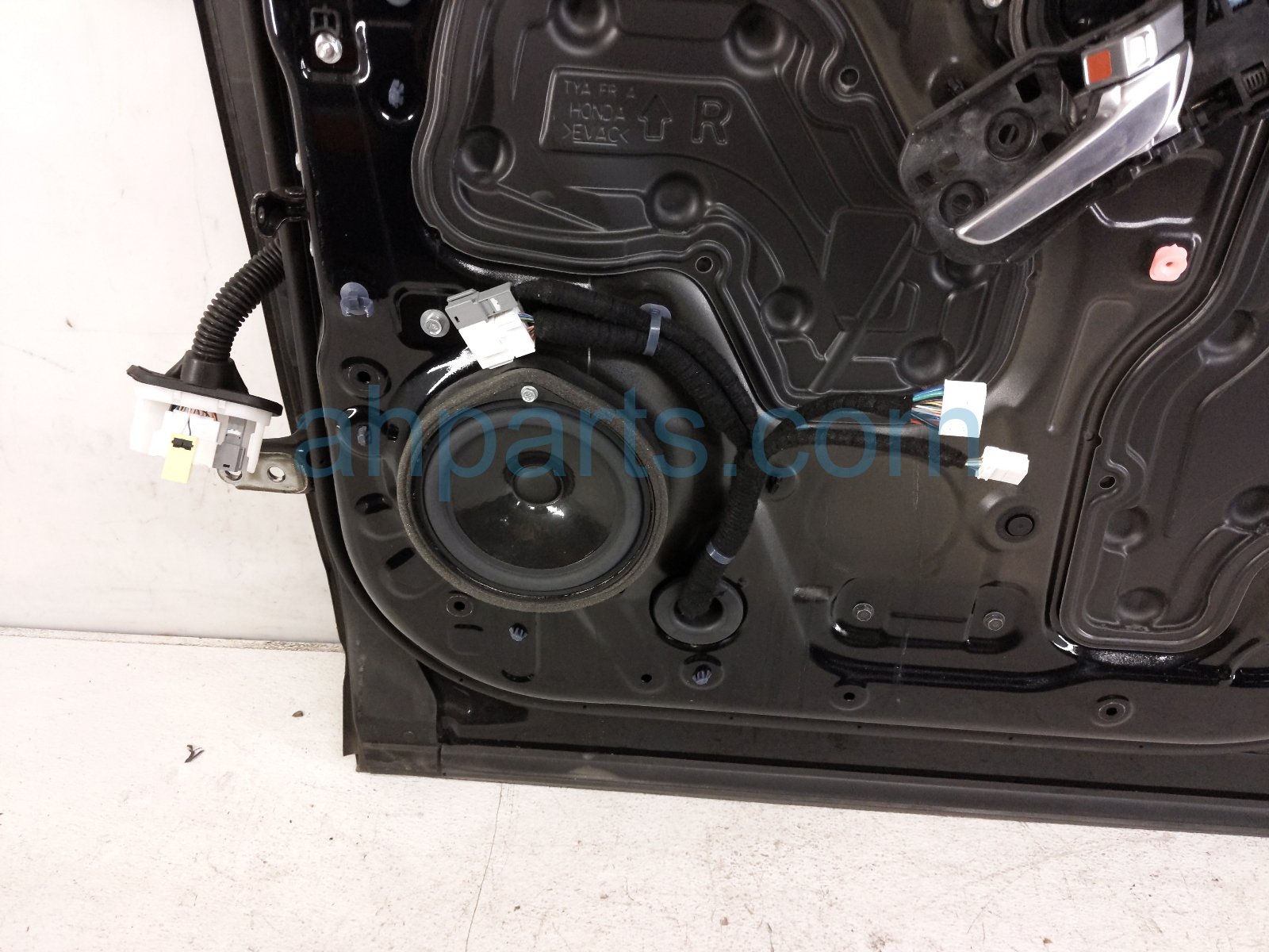 2023 Acura MDX Front Passenger Door Black No Mirror/trim 67010 TYA 315ZZ Replacement 2023 Acura MDX Front Passenger Door Black No Mirror/trim 67010 TYA 315ZZ Replacement thumbnail