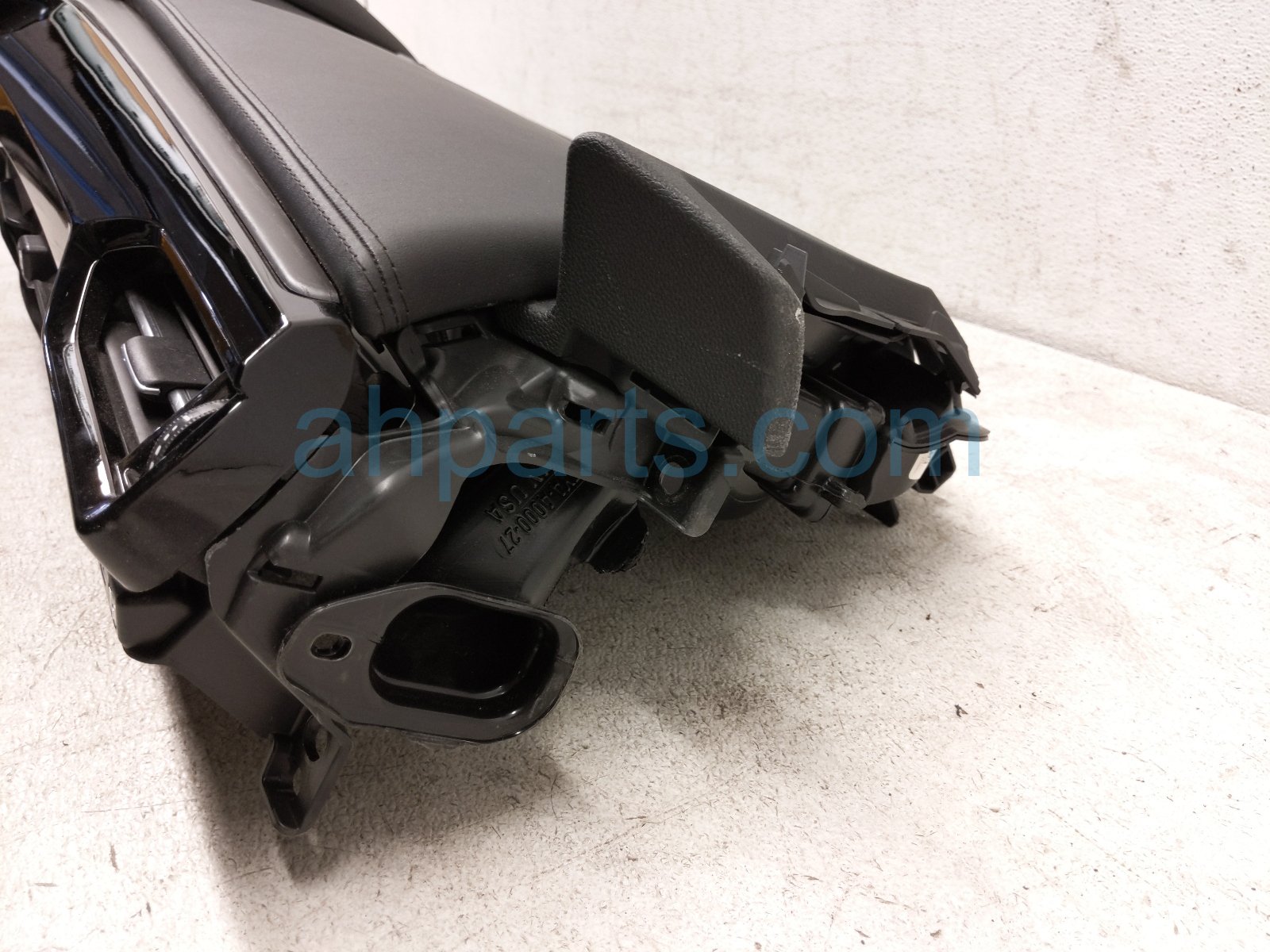 2023 Acura MDX Dashboard W/ Airbag 77100 TYA A04 Replacement 2023 Acura MDX Dashboard W/ Airbag 77100 TYA A04 Replacement thumbnail