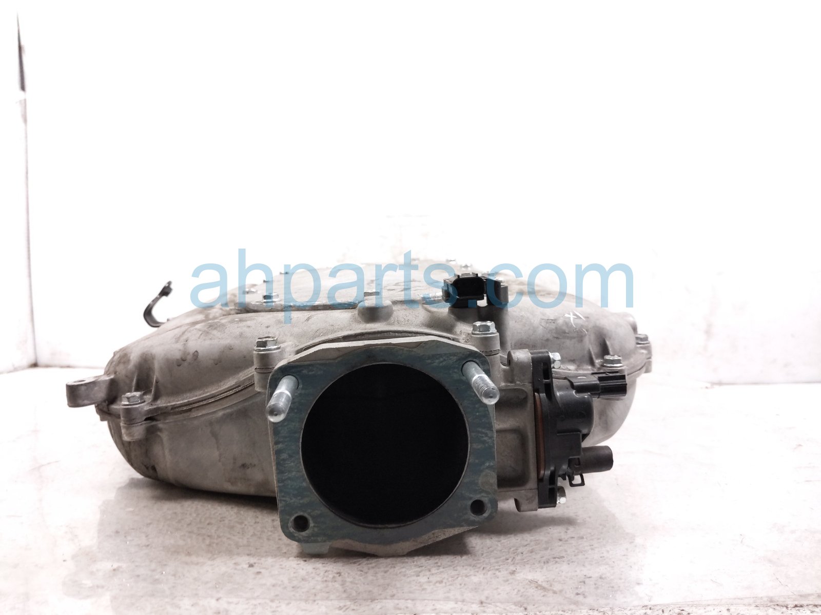 2023 Acura MDX Upper Intake Manifold 17160 R9S A00 Replacement 2023 Acura MDX Upper Intake Manifold 17160 R9S A00 Replacement thumbnail