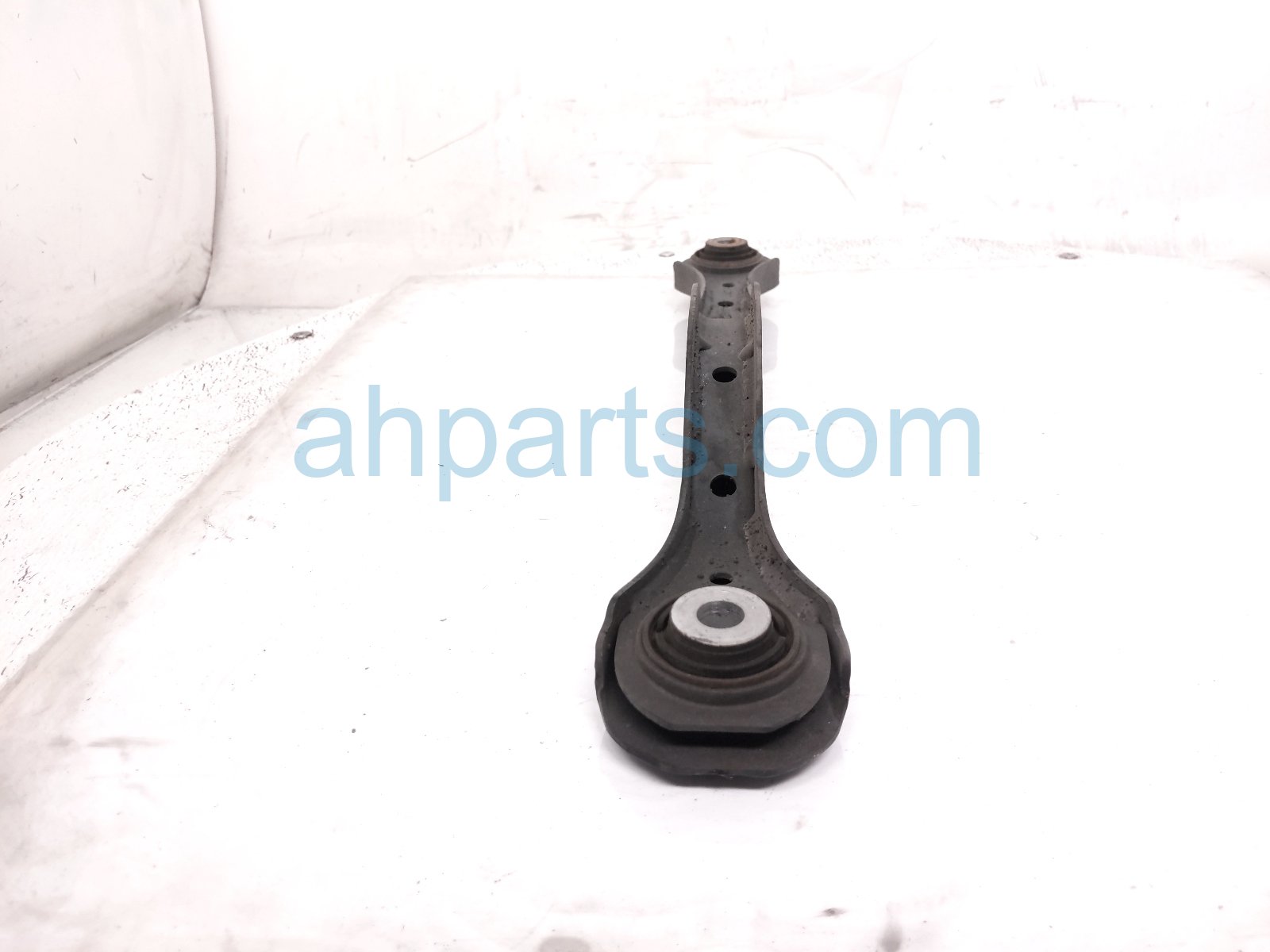 2023 Acura MDX Rear Driver Rearward Lower Control Arm 52340 TYA A00 Replacement 2023 Acura MDX Rear Driver Rearward Lower Control Arm 52340 TYA A00 Replacement thumbnail