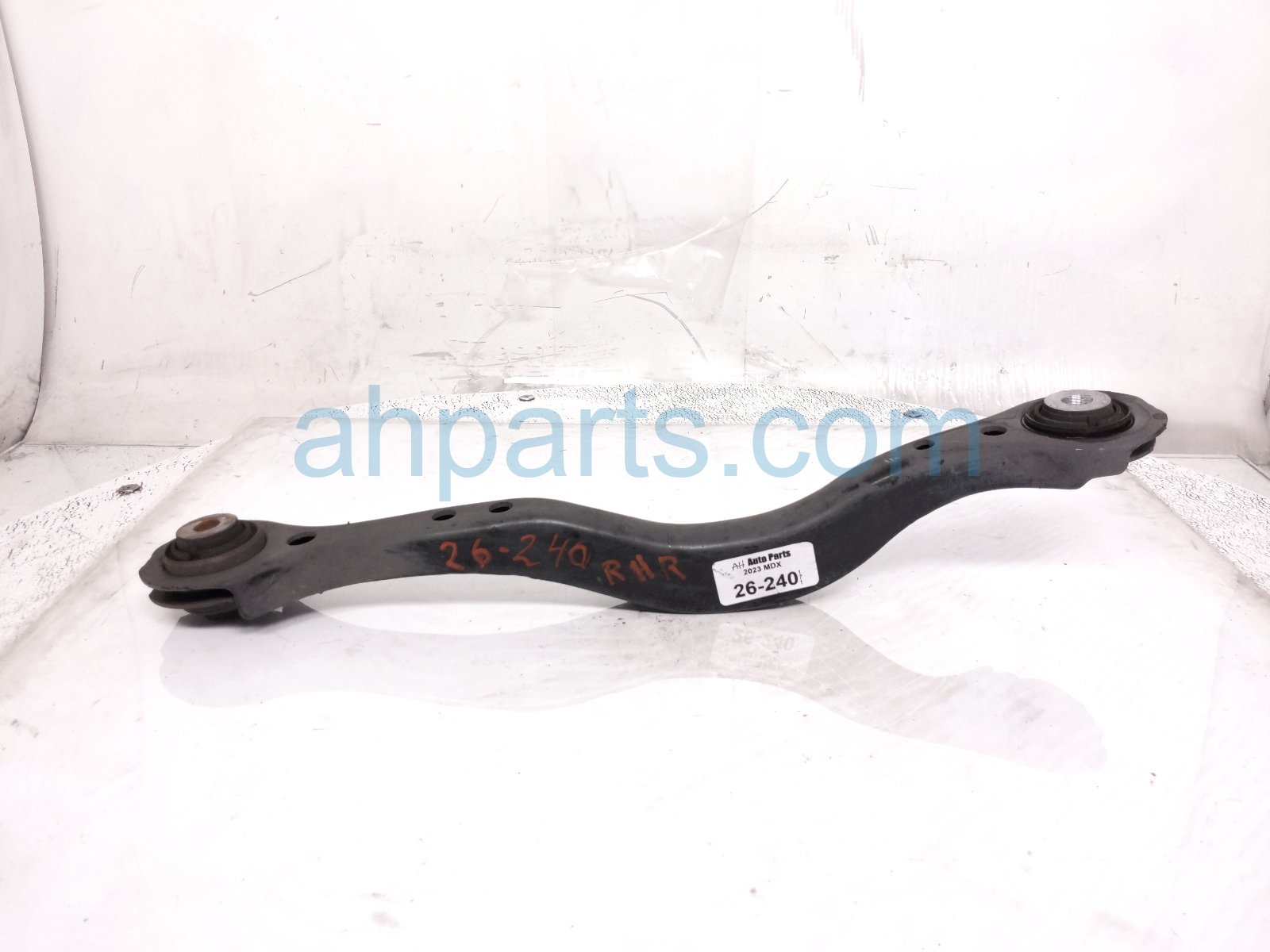 Acura RR/RH REARWARD LOWER CONTROL ARM