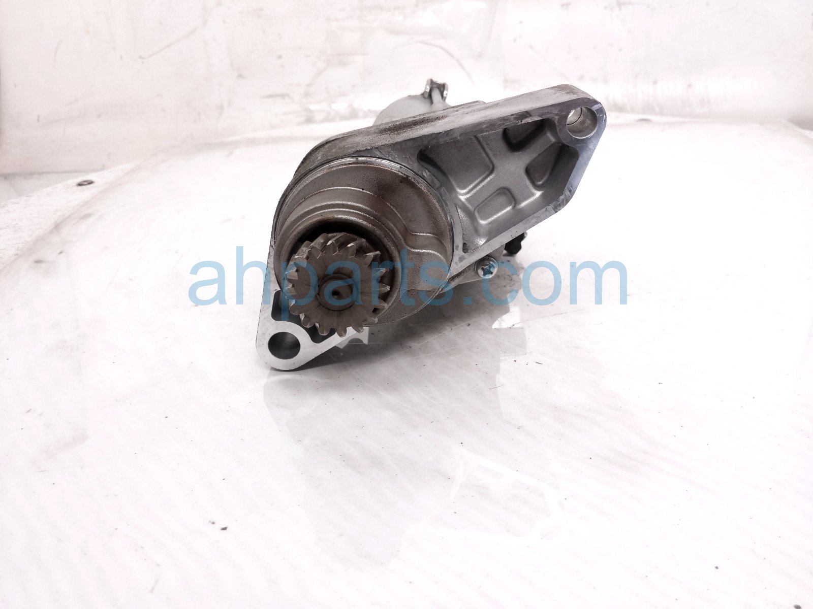 2023 Acura MDX Starter Motor 31200 5MR A03 Replacement 2023 Acura MDX Starter Motor 31200 5MR A03 Replacement thumbnail