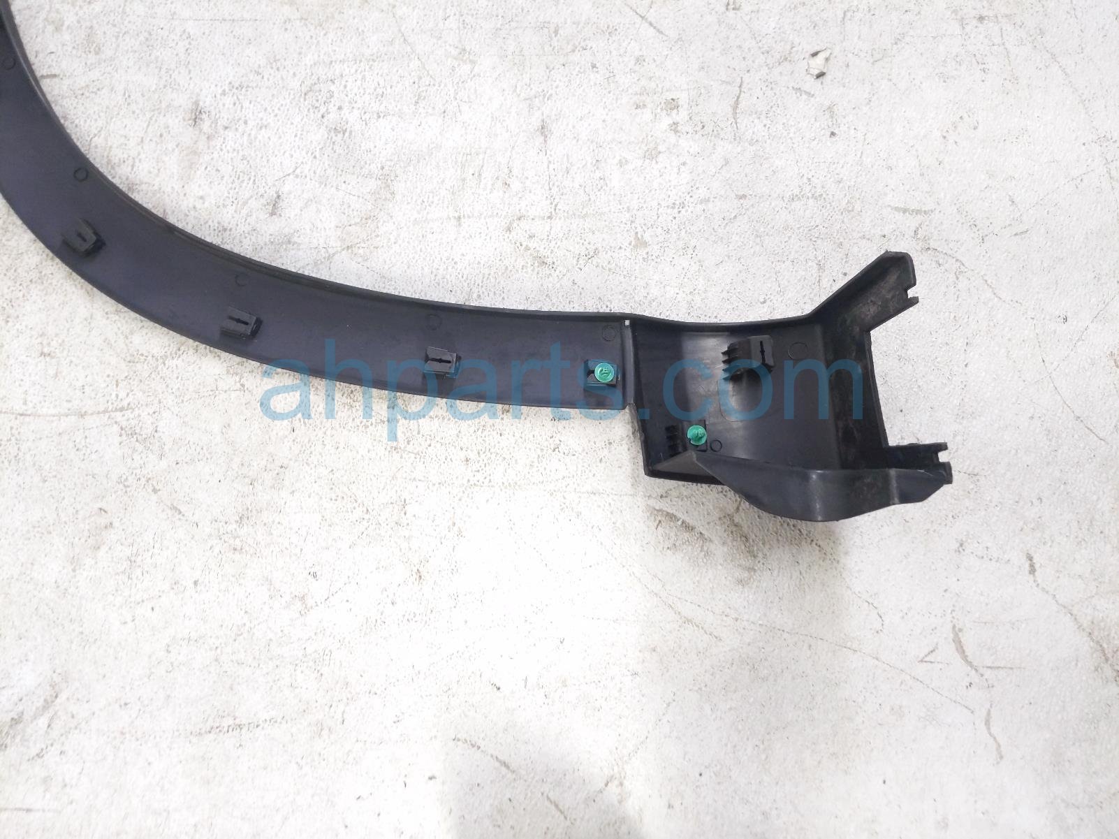 2024 Honda Pilot Front Driver Fender Flare Black 74165 T90 A00 Replacement 2024 Honda Pilot Front Driver Fender Flare Black 74165 T90 A00 Replacement thumbnail