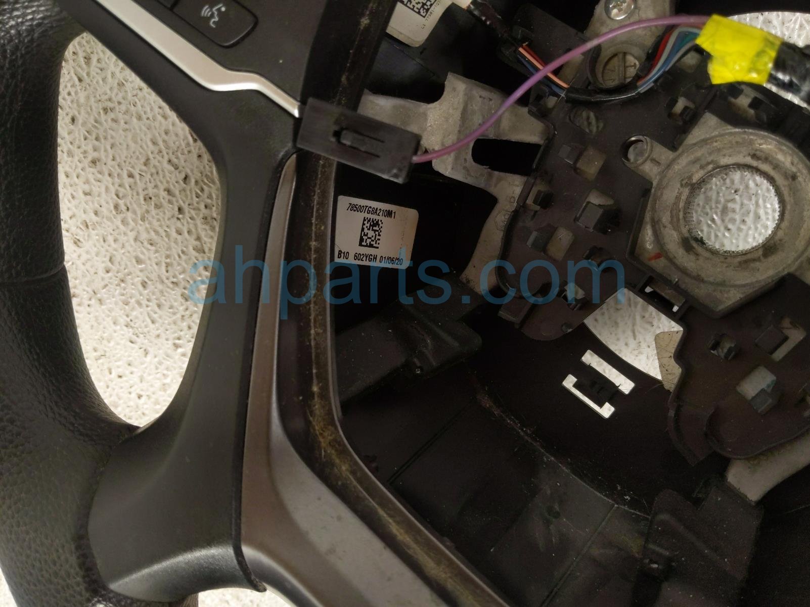 2020 Honda Pilot Steering Wheel Black Ex 78500 TG8 A21ZA Replacement 2020 Honda Pilot Steering Wheel Black Ex 78500 TG8 A21ZA Replacement thumbnail
