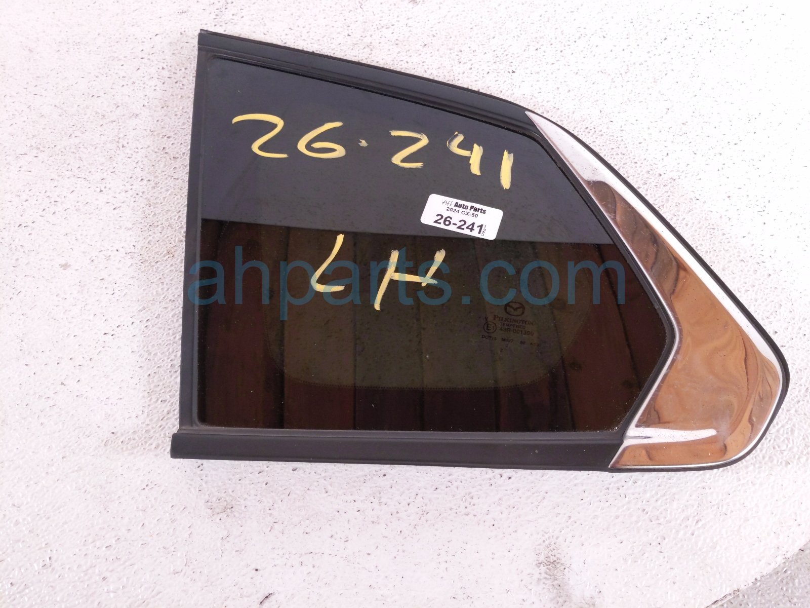 Mazda LH QUARTER WINDOW GLASS