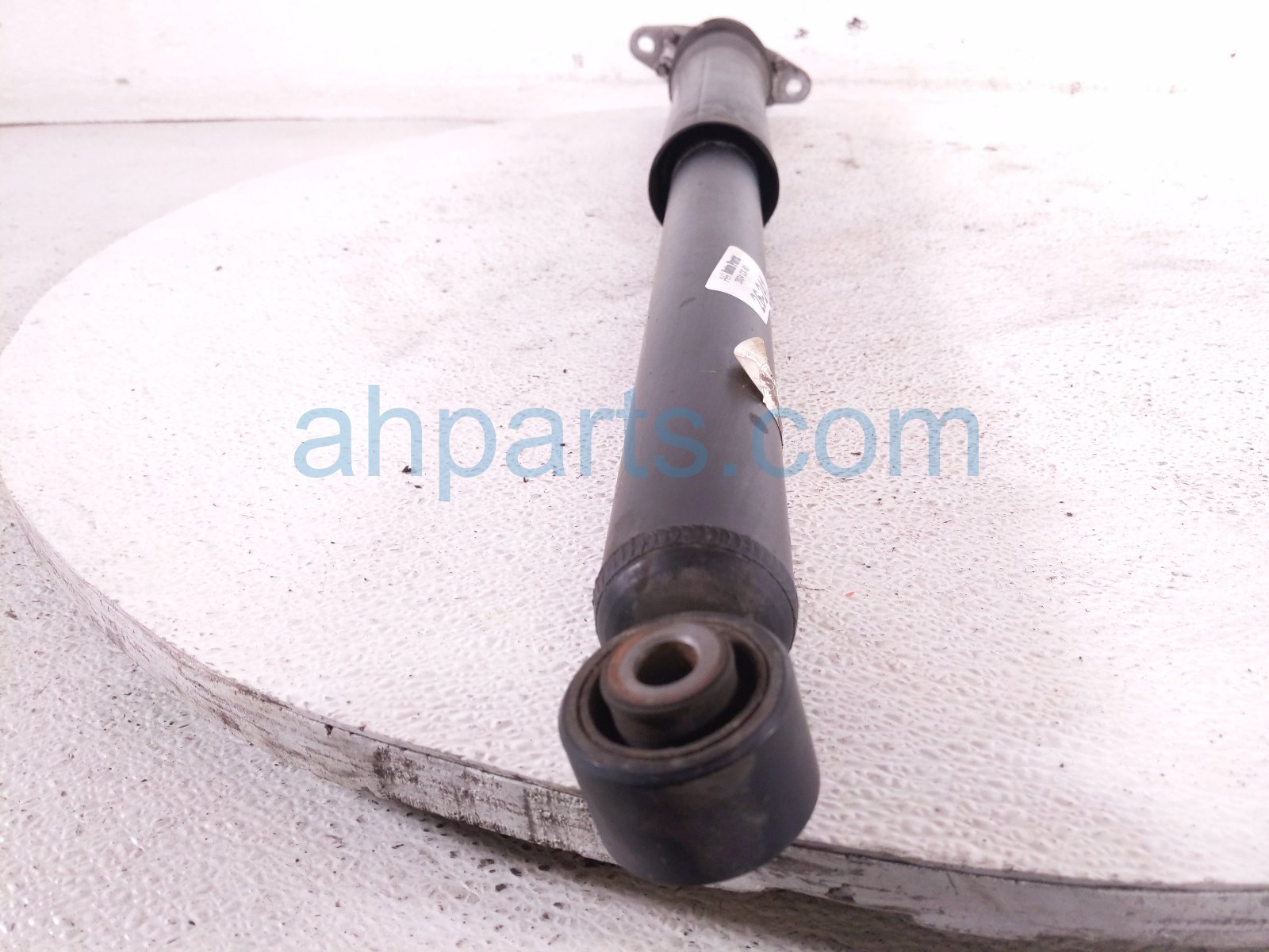 2024 Mazda Cx 50 Strut / Spring / Rear Passenger Shock Absorber VA52 28 700D Replacement 2024 Mazda Cx 50 Strut / Spring / Rear Passenger Shock Absorber VA52 28 700D Replacement thumbnail