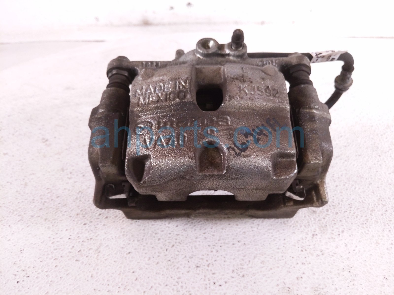 2024 Mazda Cx 50 Front Driver Brake Caliper VAY0 33 99ZA Replacement 2024 Mazda Cx 50 Front Driver Brake Caliper VAY0 33 99ZA Replacement thumbnail