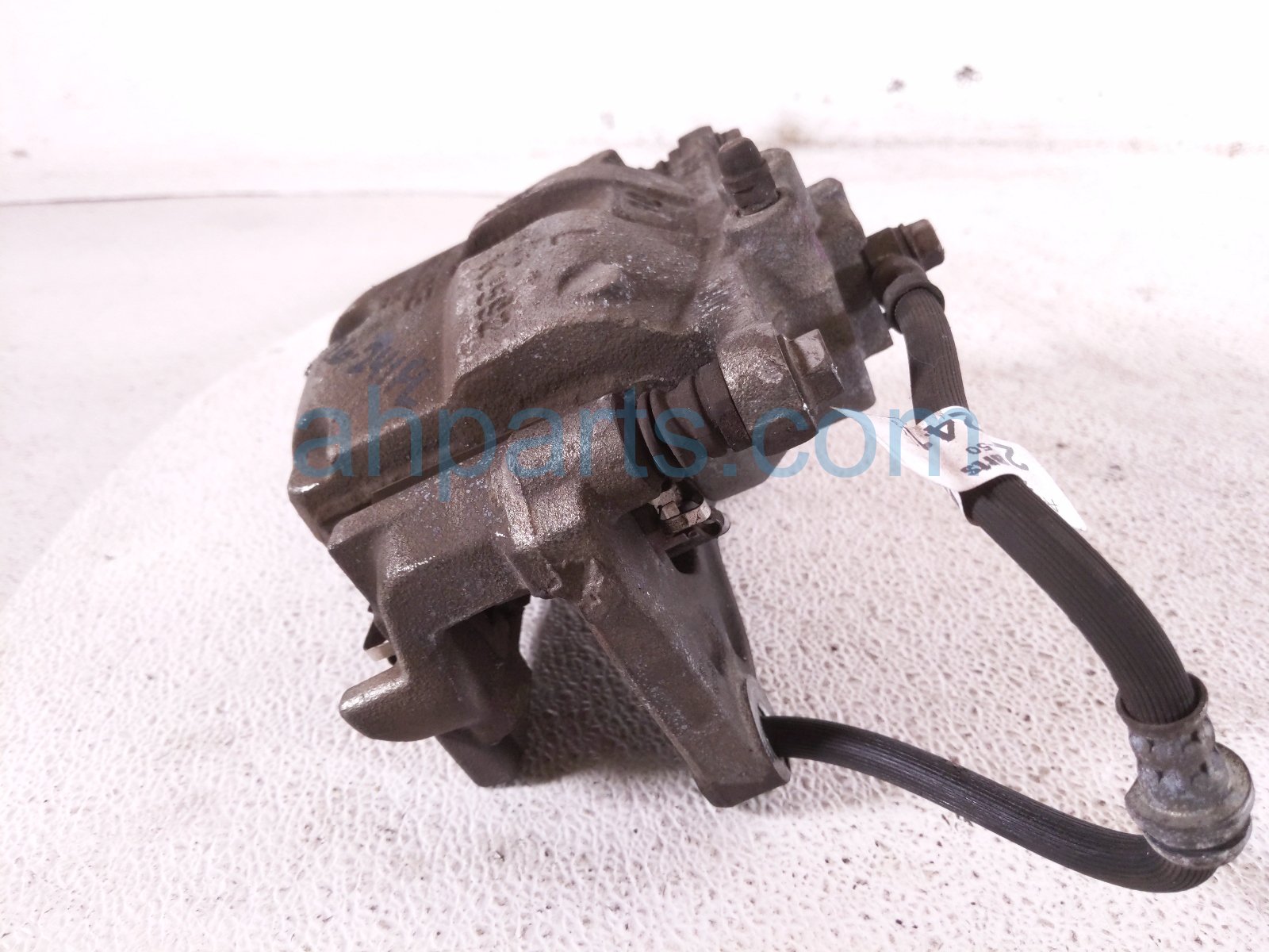 2024 Mazda Cx 50 Front Driver Brake Caliper VAY0 33 99ZA Replacement 2024 Mazda Cx 50 Front Driver Brake Caliper VAY0 33 99ZA Replacement thumbnail