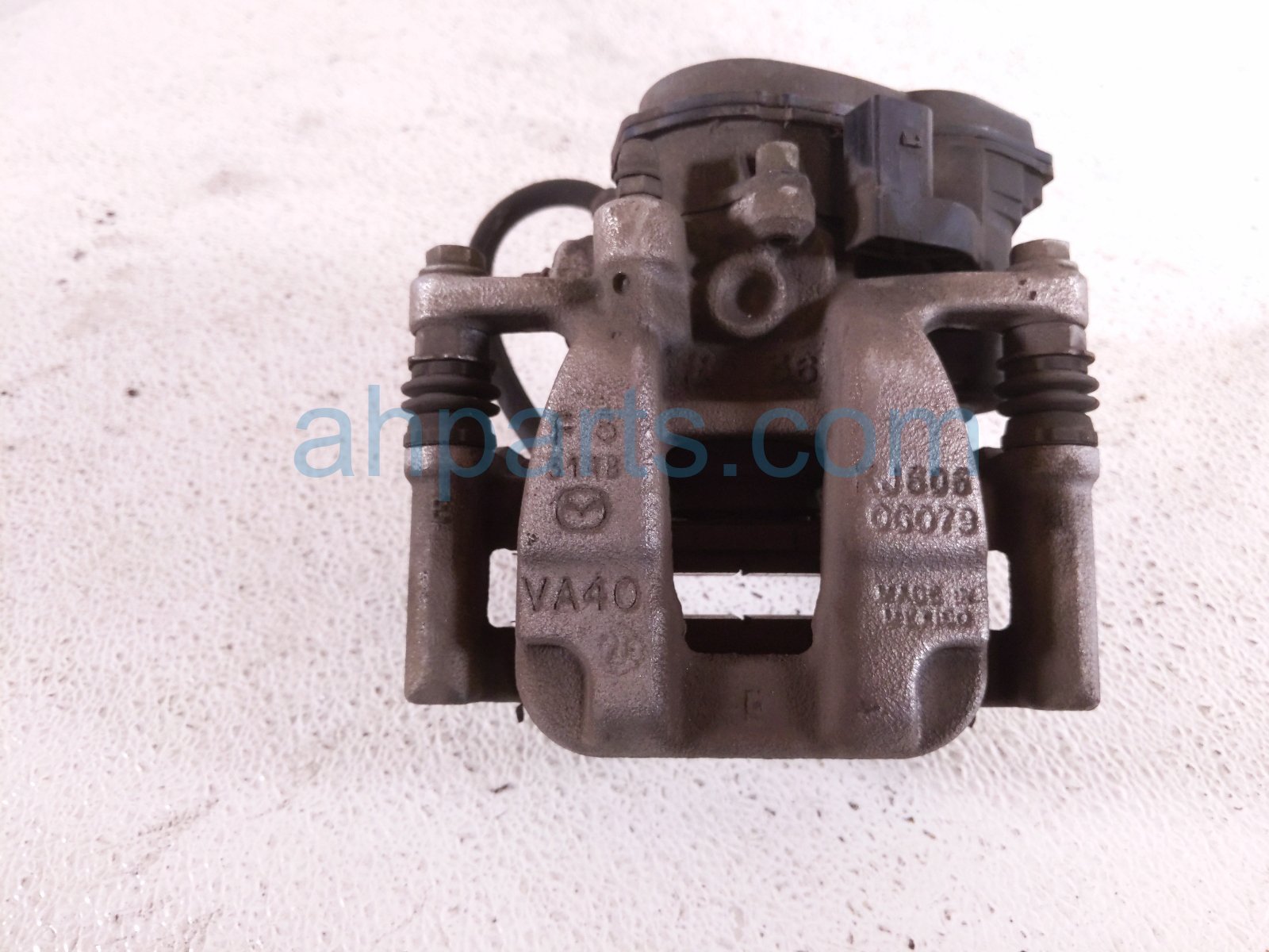 Mazda RR/RH BRAKE CALIPER