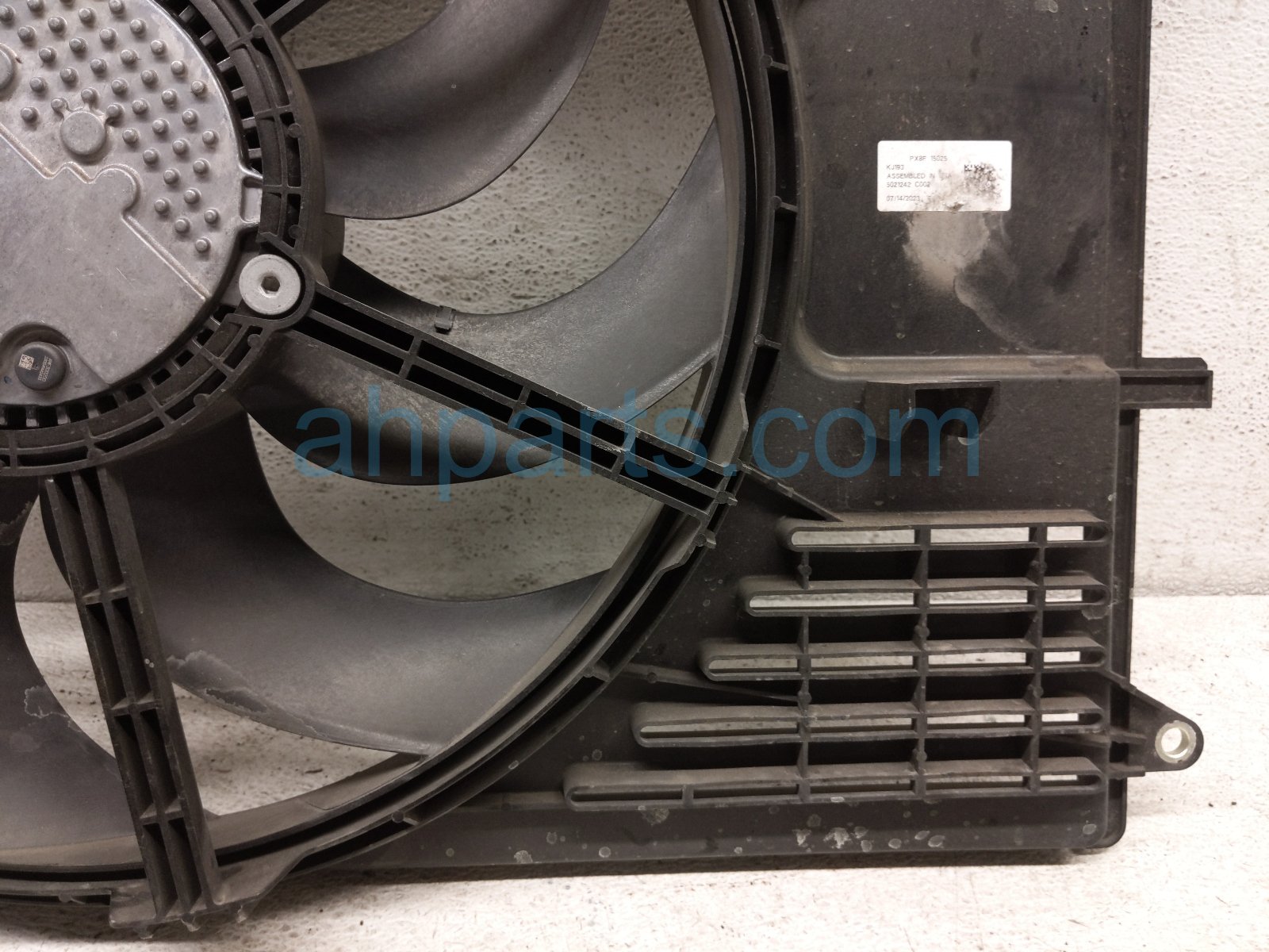 2024 Mazda Cx 50 Cooling Radiator Fan Assembly PX8F 15 025 Replacement 2024 Mazda Cx 50 Cooling Radiator Fan Assembly PX8F 15 025 Replacement thumbnail