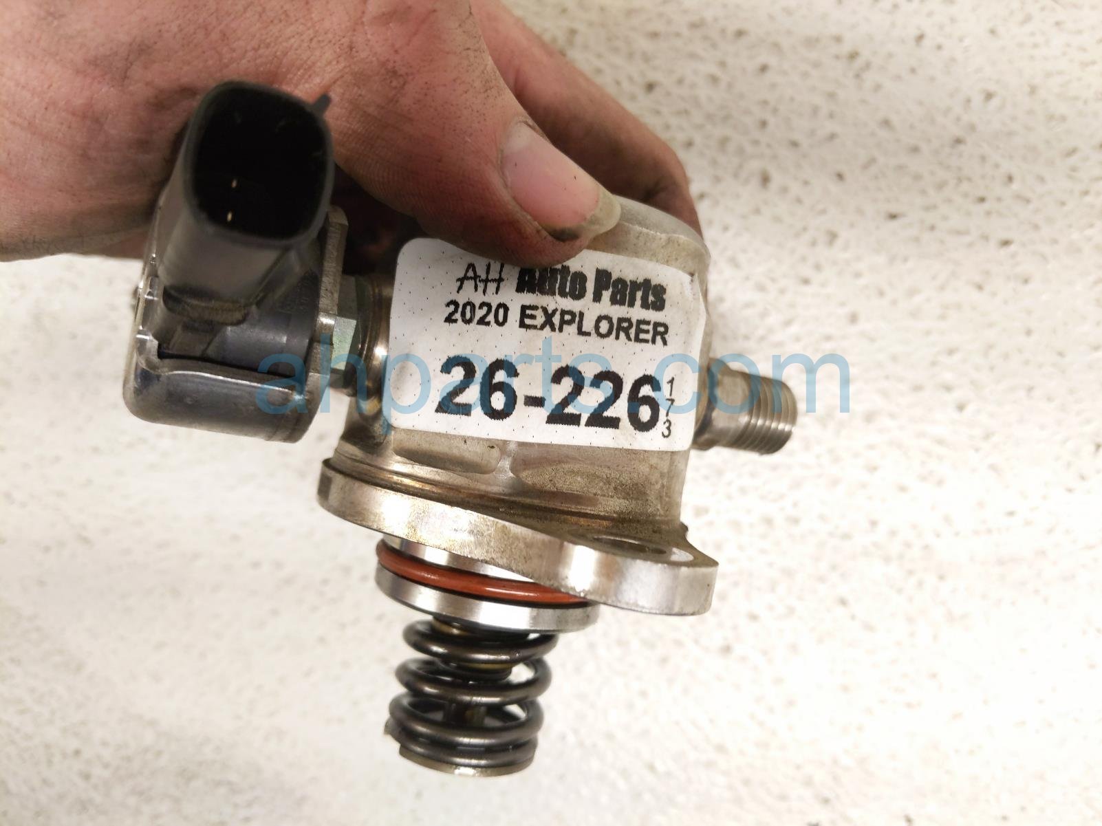 2020 Ford Explorer High Pressure Fuel Pump Engine Mtd L1MZ 9350 B Replacement 2020 Ford Explorer High Pressure Fuel Pump Engine Mtd L1MZ 9350 B Replacement thumbnail