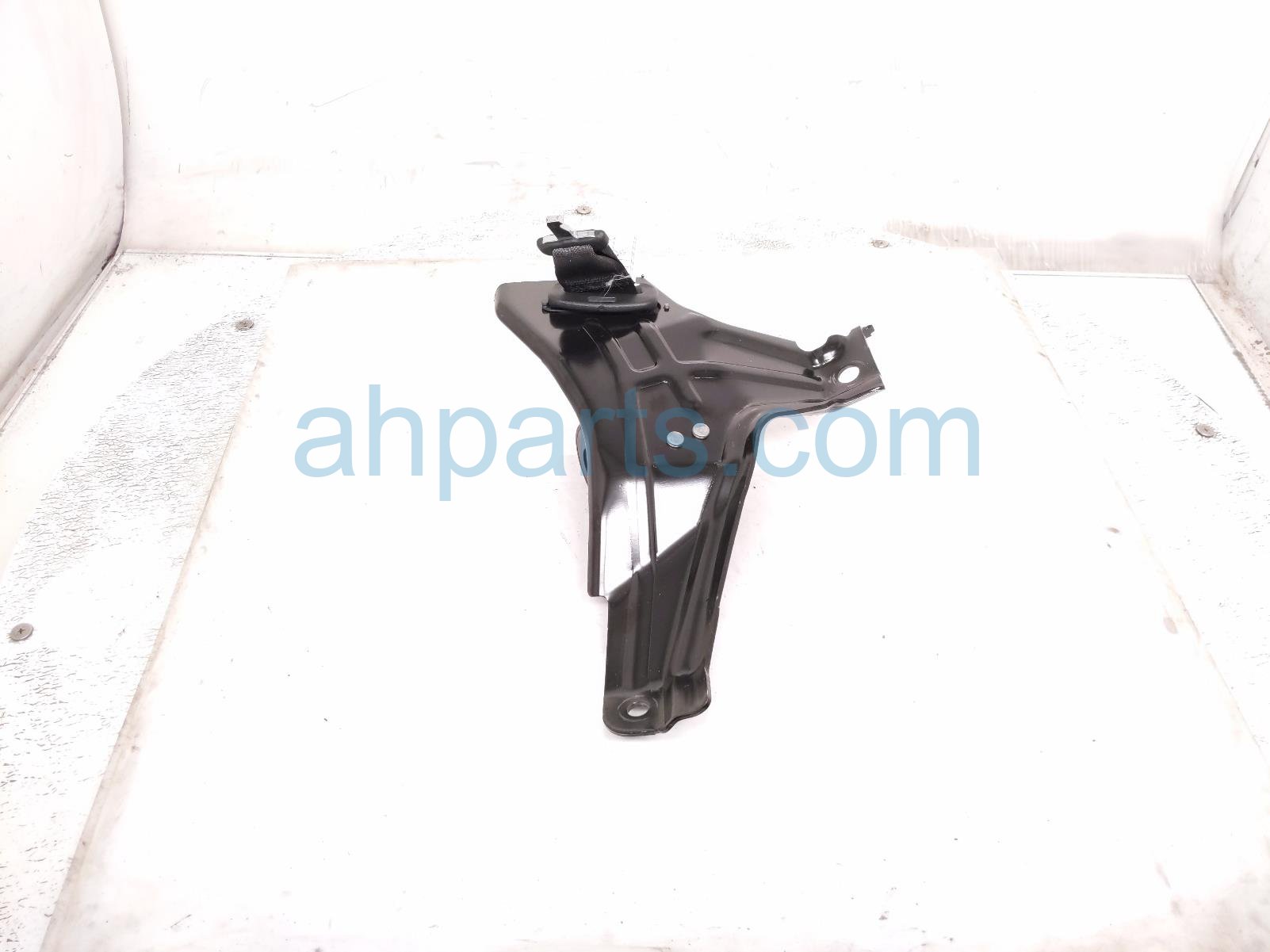 2020 Honda CR V Rear Seat 2nd Row Mid Belt Retractor Black 04829 TLA A00ZB Replacement 2020 Honda CR V Rear Seat 2nd Row Mid Belt Retractor Black 04829 TLA A00ZB Replacement thumbnail