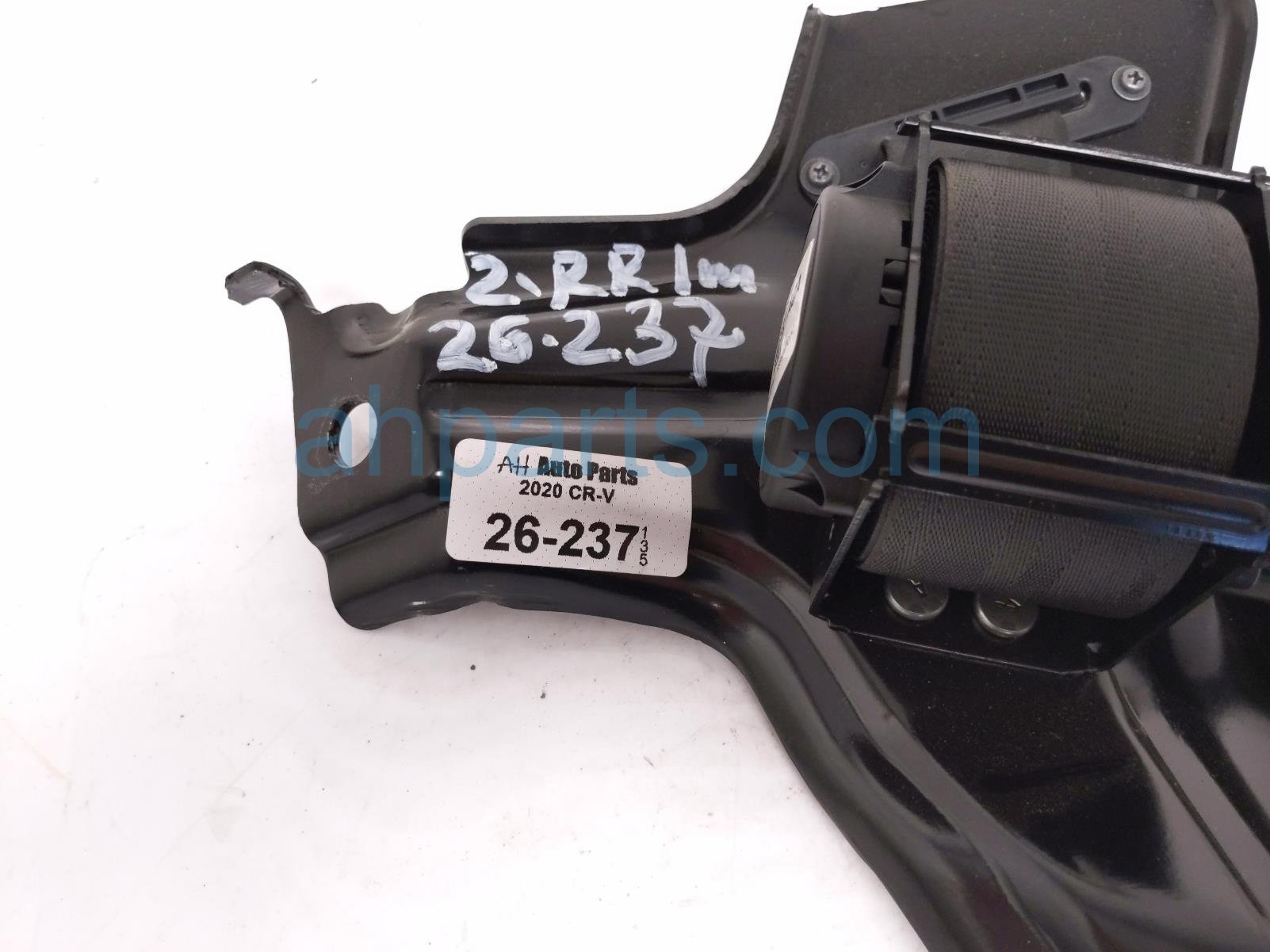 2020 Honda CR V Rear Seat 2nd Row Mid Belt Retractor Black 04829 TLA A00ZB Replacement 2020 Honda CR V Rear Seat 2nd Row Mid Belt Retractor Black 04829 TLA A00ZB Replacement thumbnail